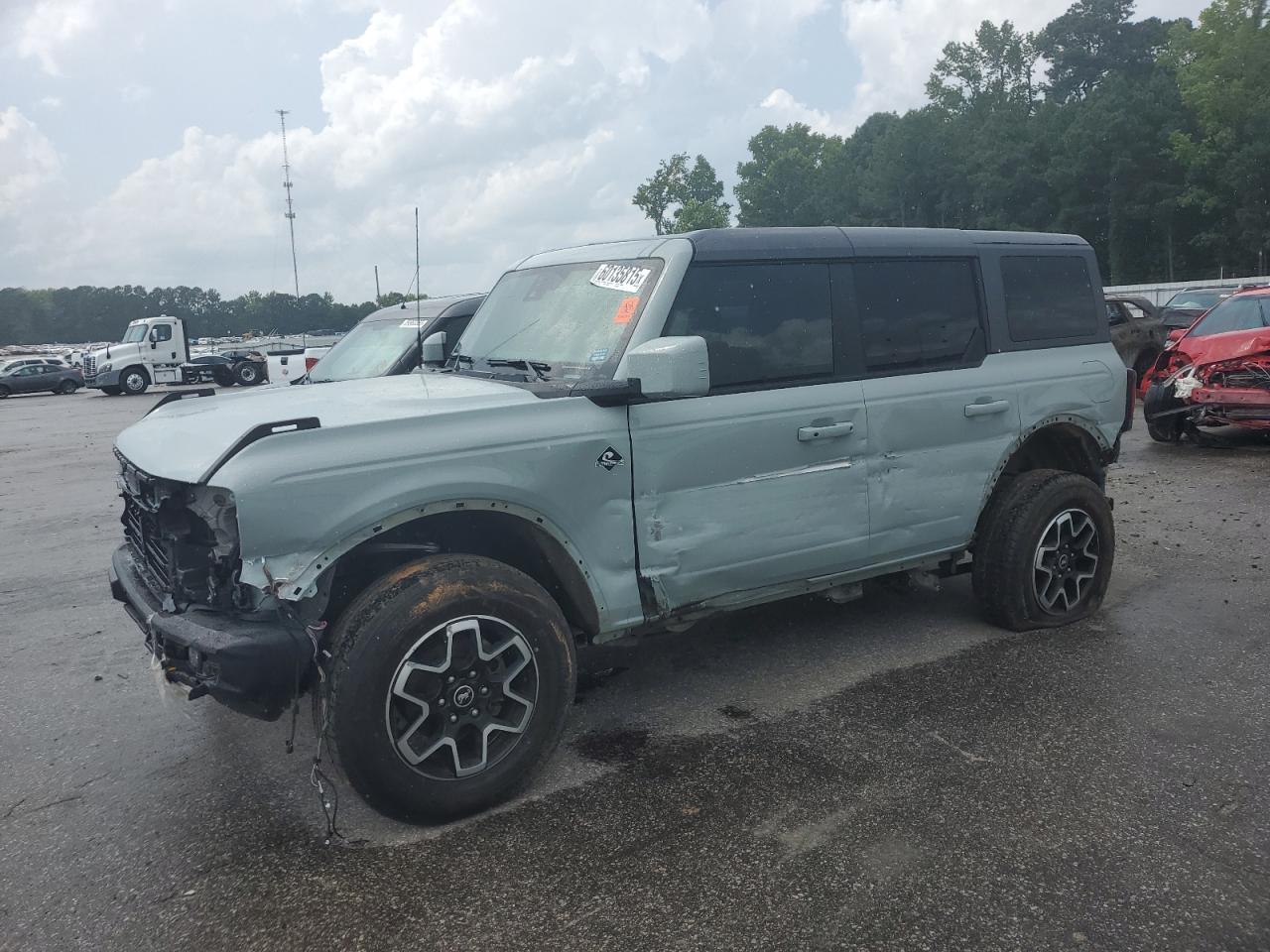 2024 Ford Bronco Outer Banks