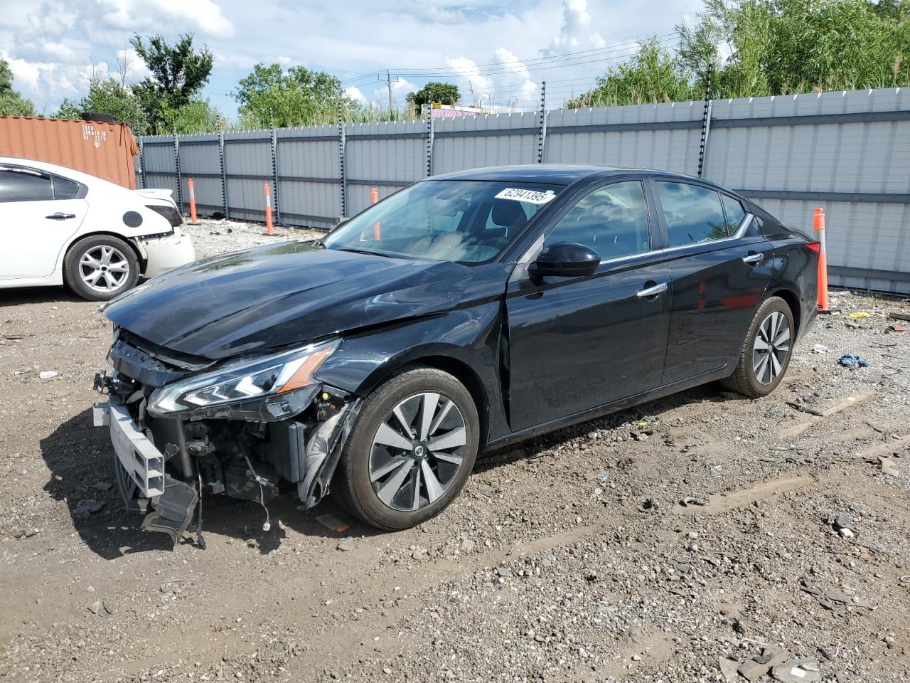 2022 Nissan Altima sv SV