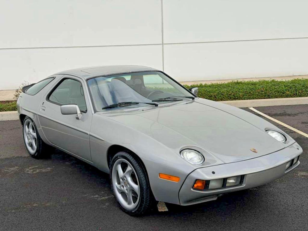 1982 Porsche 928
