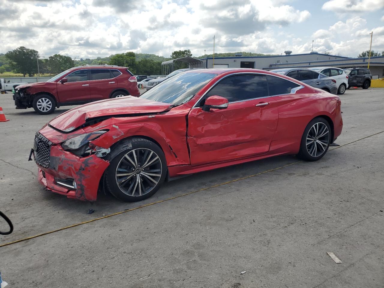 Infiniti Q60 luxe