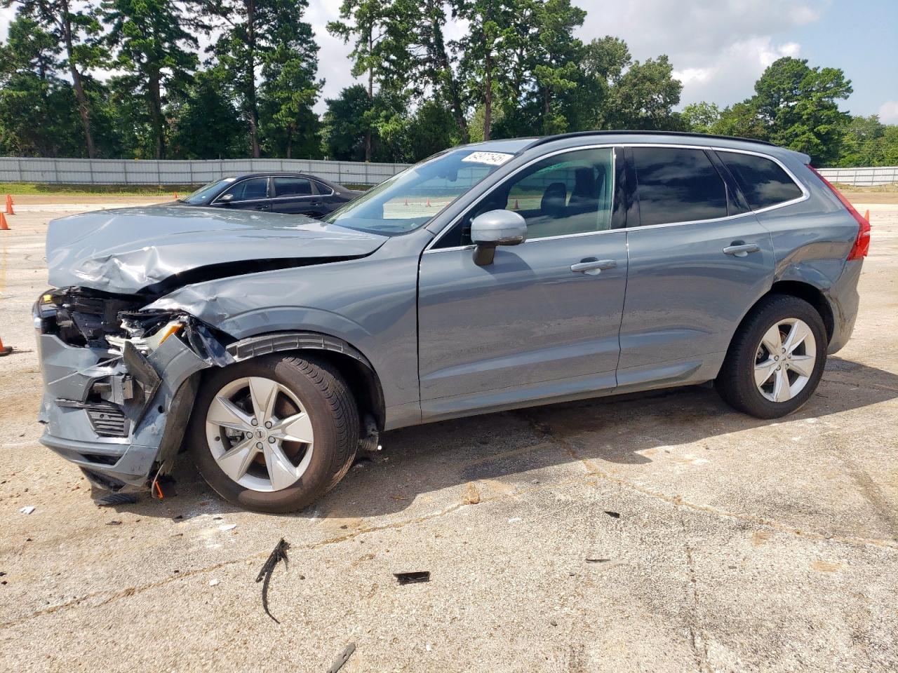 2022 Volvo Xc60 b5 mo B5 MOMENTUM