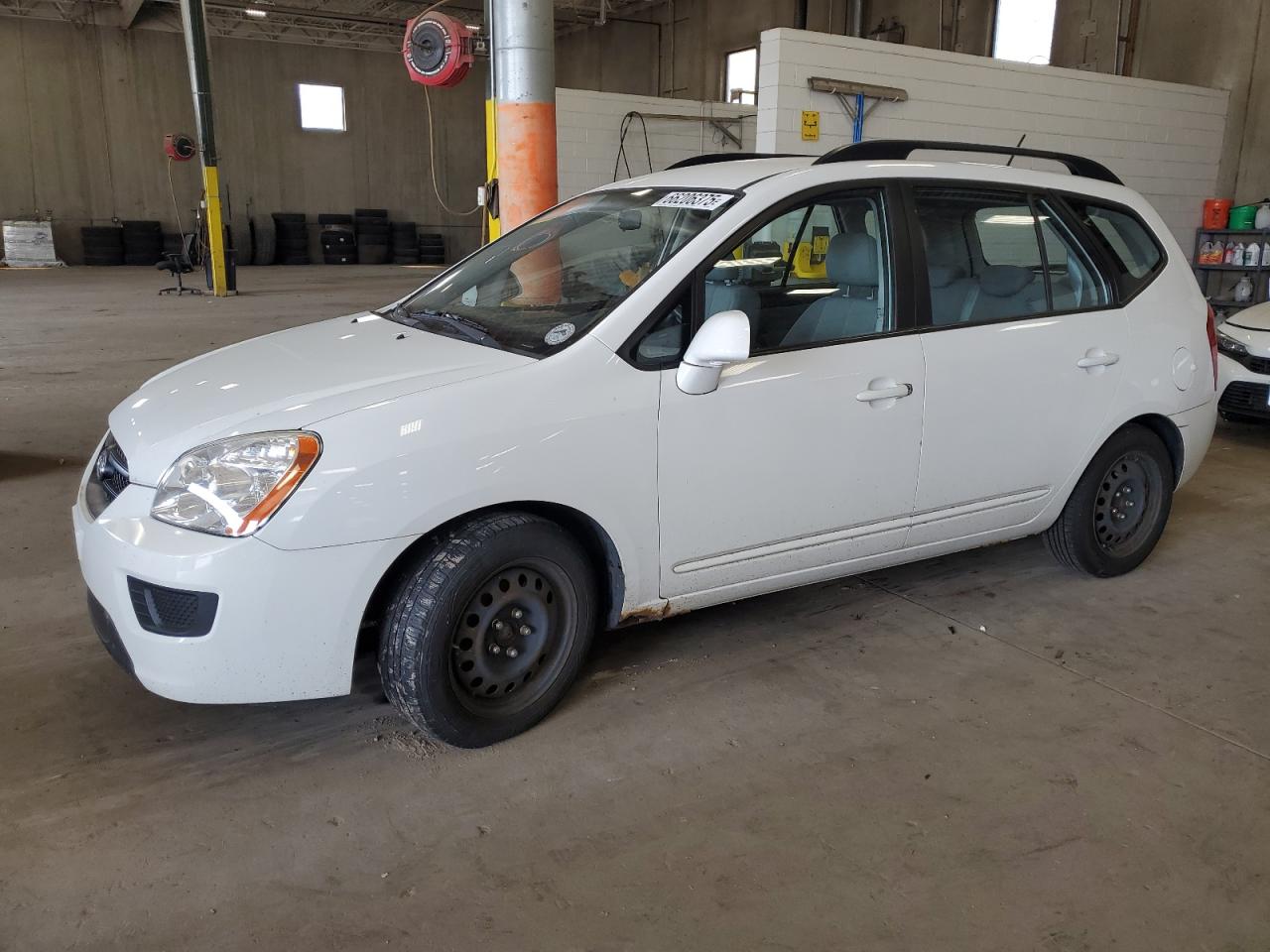 2009 Kia Rondo