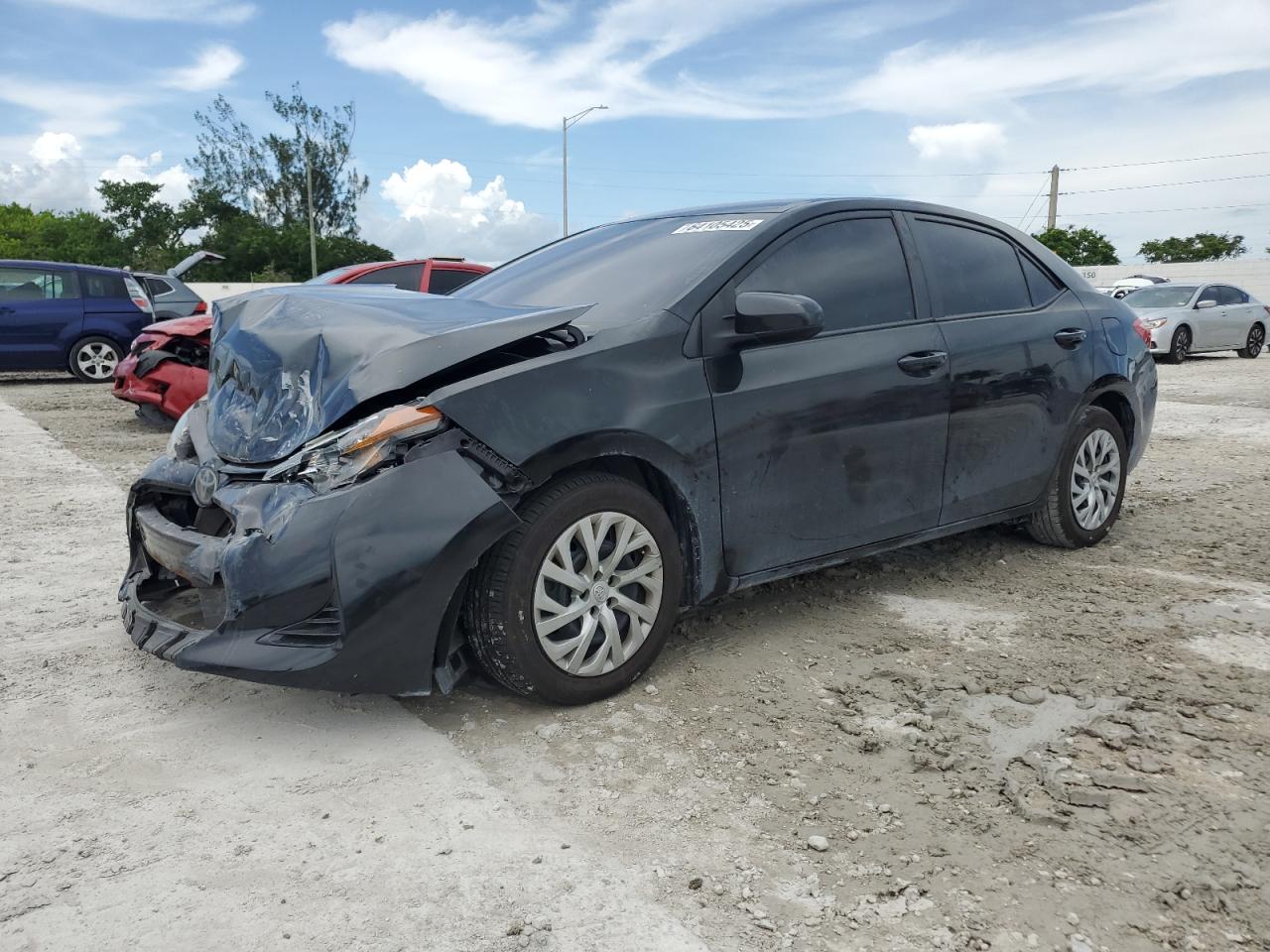 Toyota Corolla l