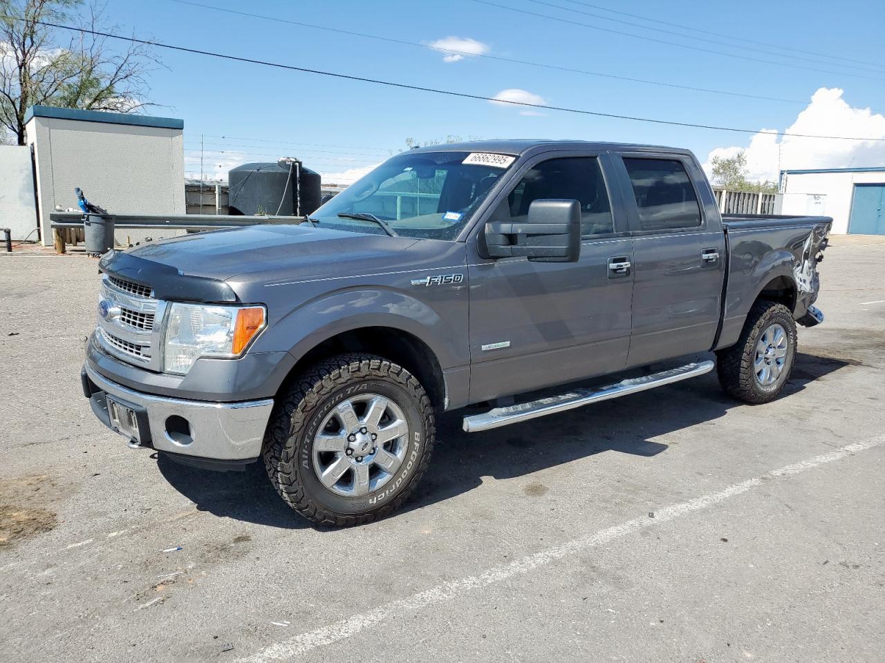 2014 Ford F150 super SUPERCREW