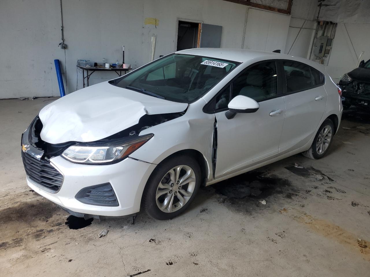 2019 Chevrolet Cruze ls LS
