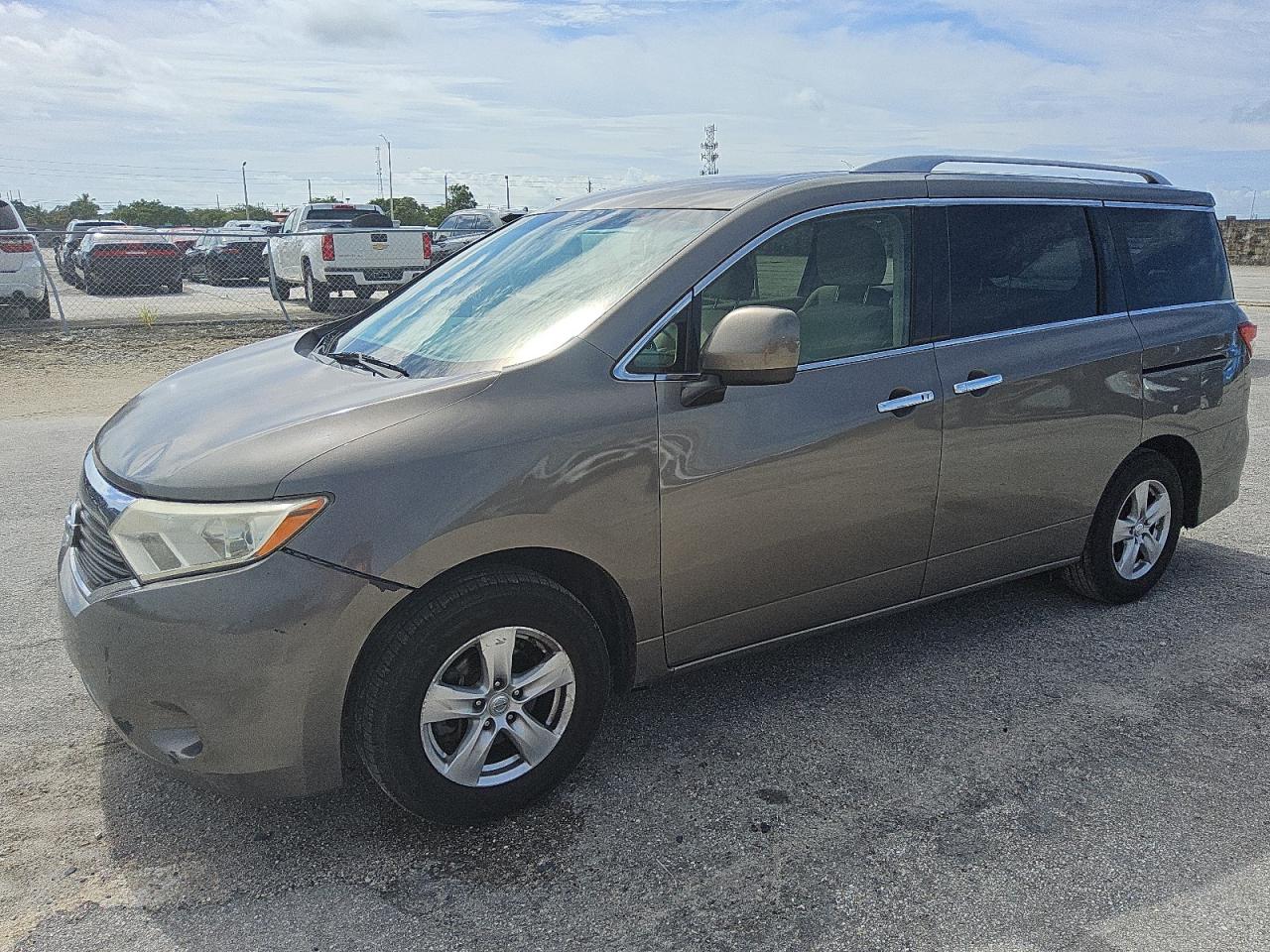 Nissan Quest