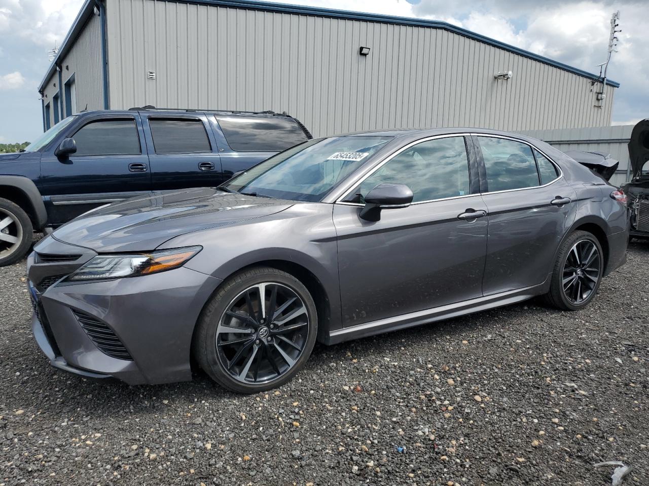 2020 Toyota Camry xse XSE