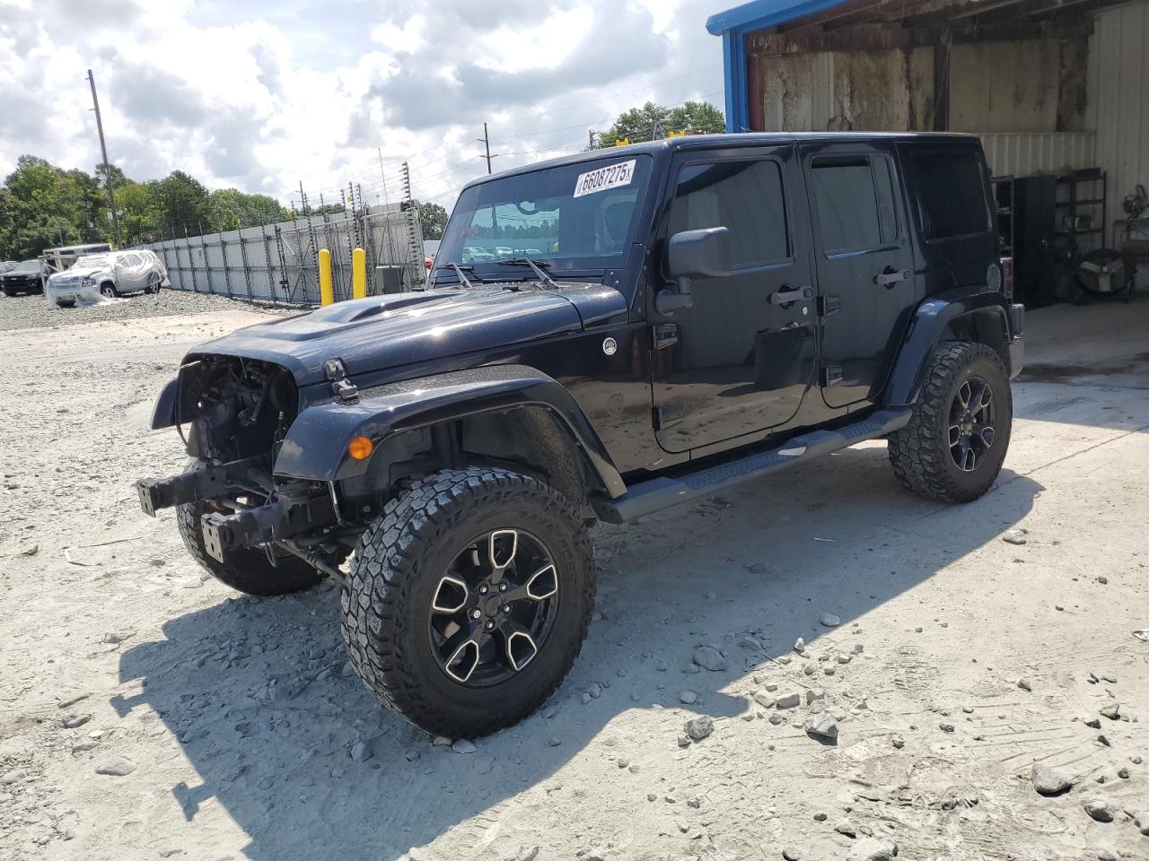 2018 Jeep Wrangler u SAHARA