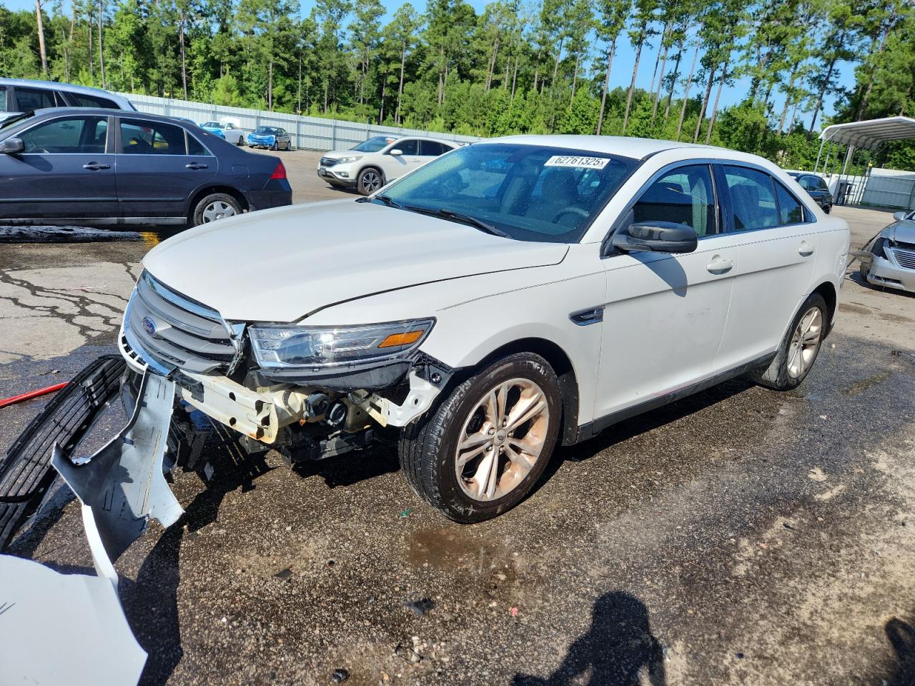 Ford Taurus se