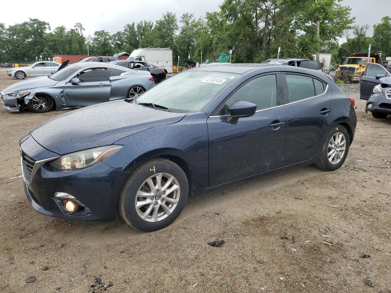 2016 Mazda 3 grand to GRAND TOURING