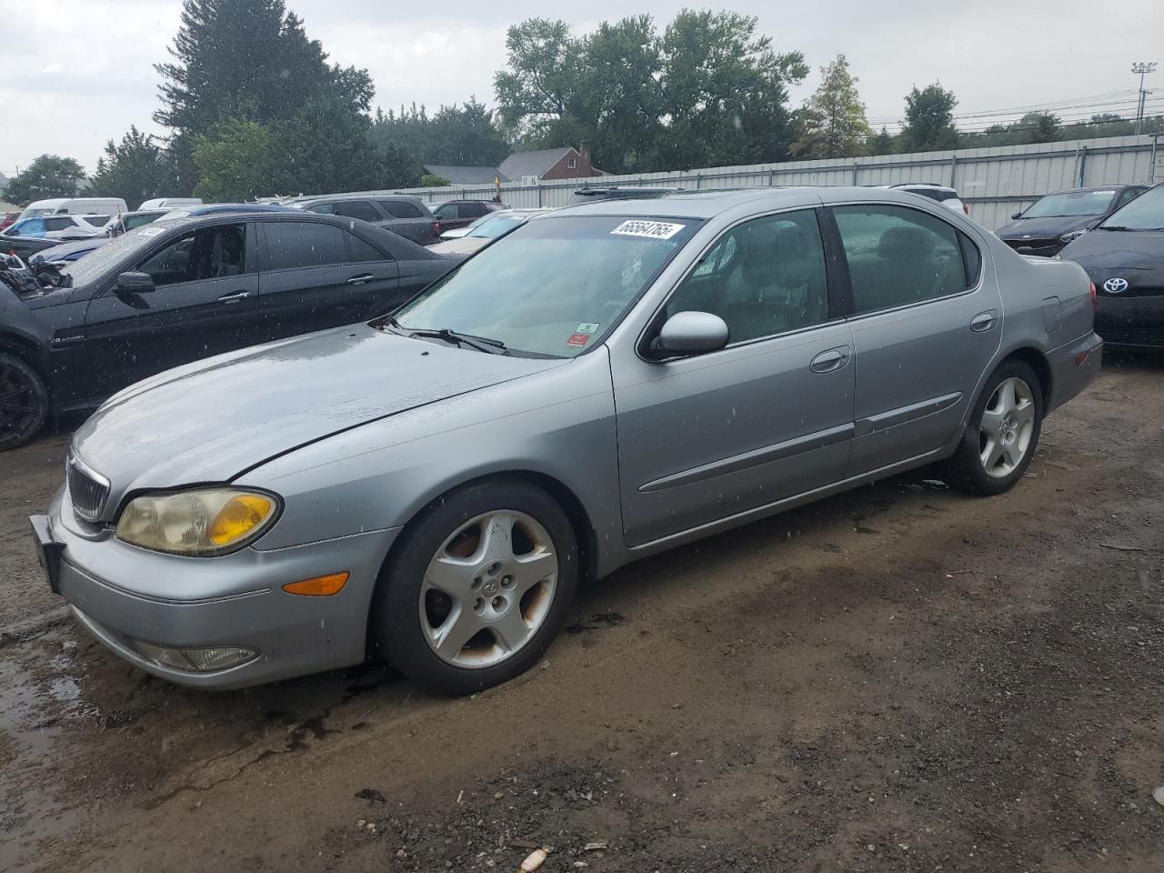 2000 Infiniti I30