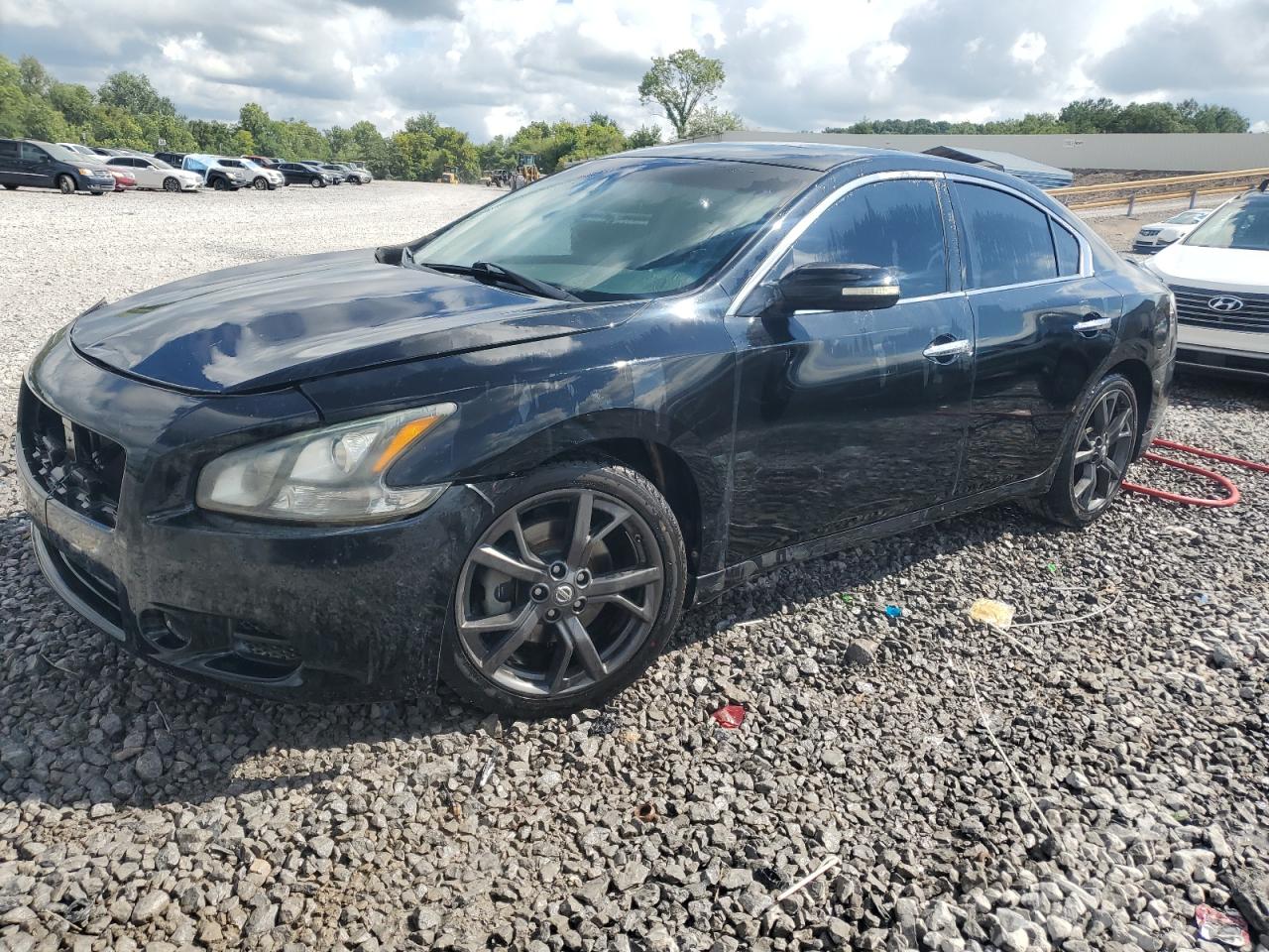2014 Nissan Maxima s S