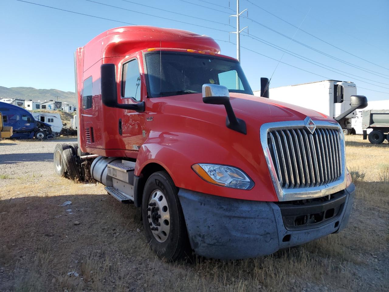 2018 International Lt625