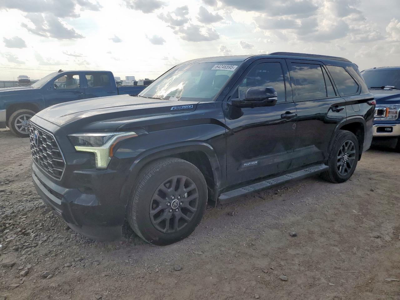 2023 Toyota Sequoia sr SR5