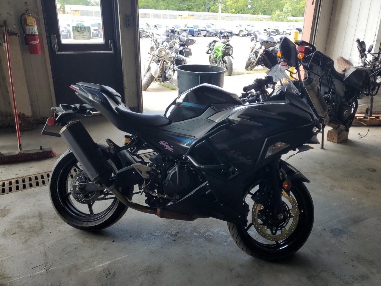 2025 Kawasaki Ex500