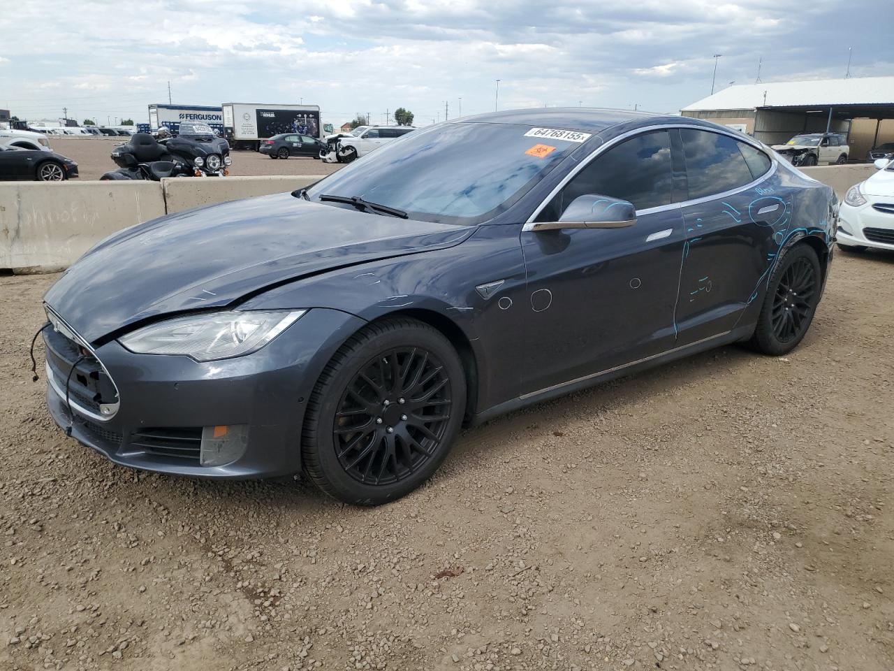 Tesla Model s 85