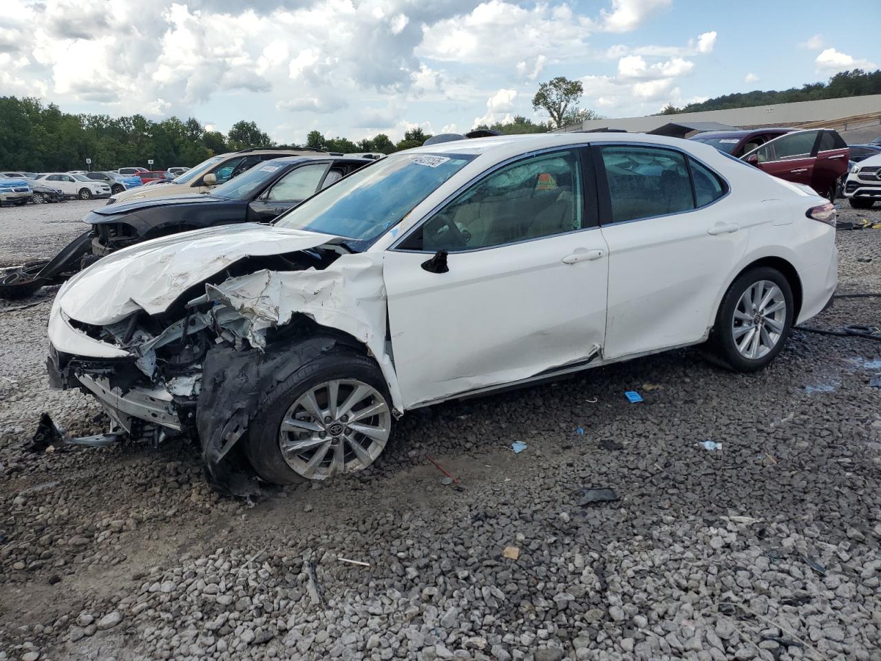 2024 Toyota Camry le LE