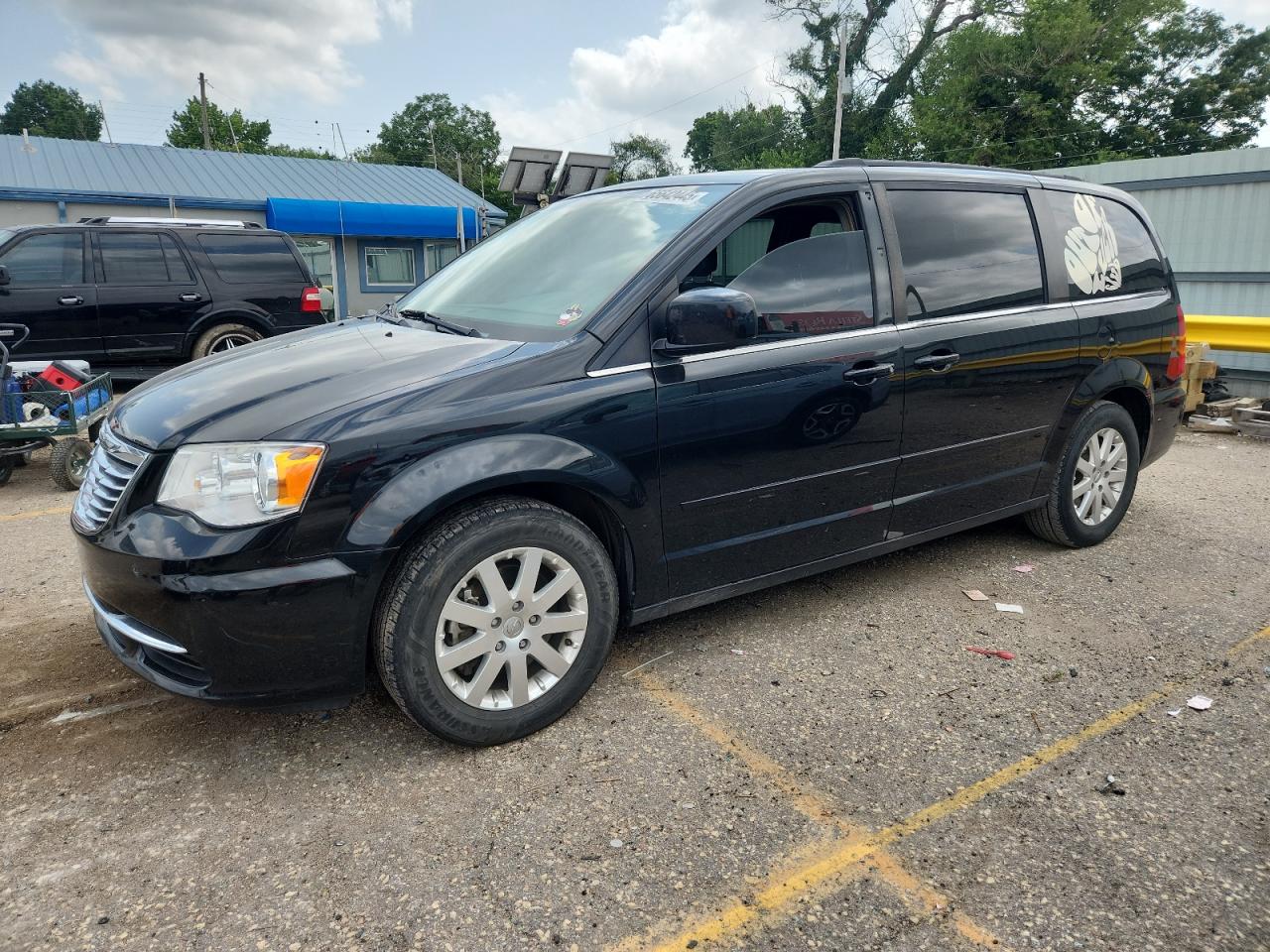 2016 Chrysler Town & cou LX