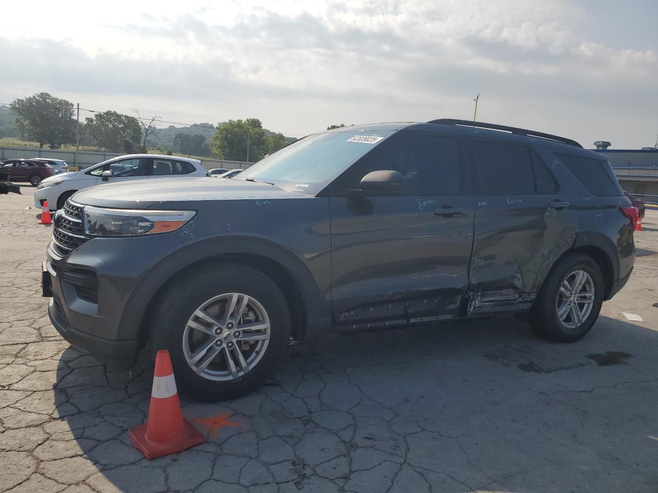2020 Ford Explorer xlt XLT