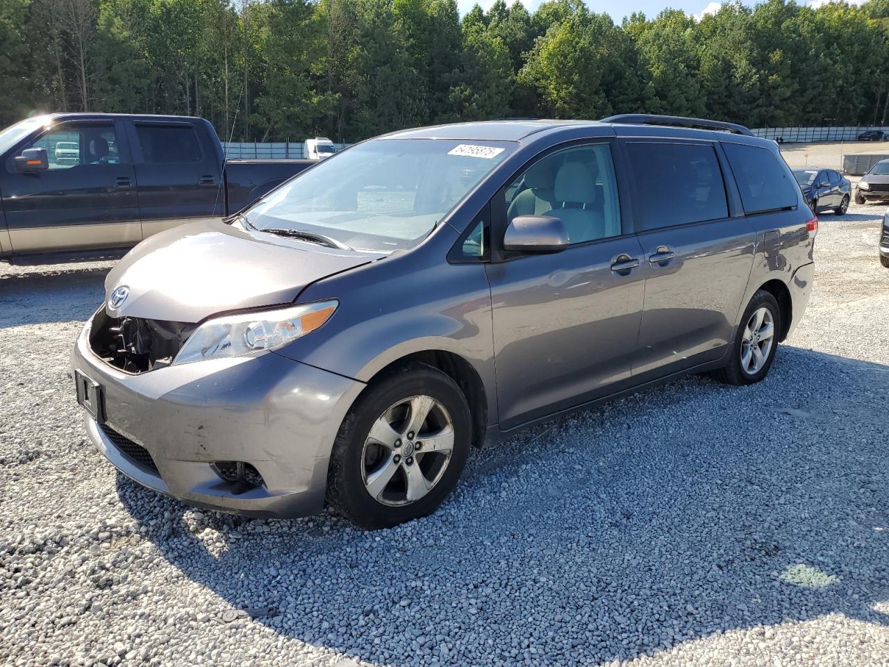 2014 Toyota Sienna le