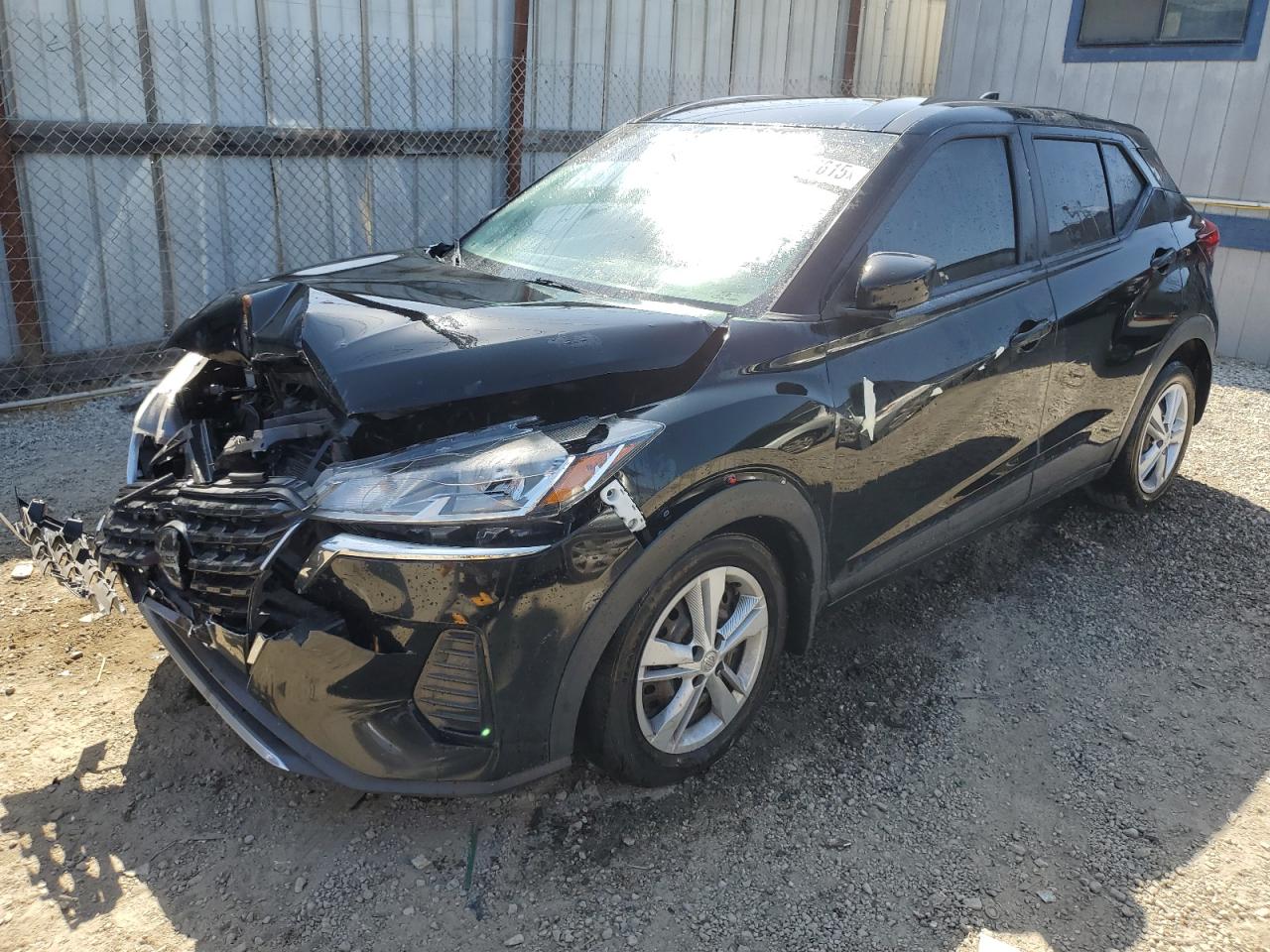 2021 Nissan Kicks s S