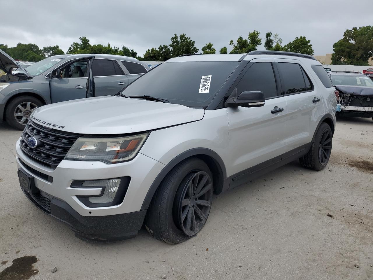 2016 Ford Explorer s SPORT