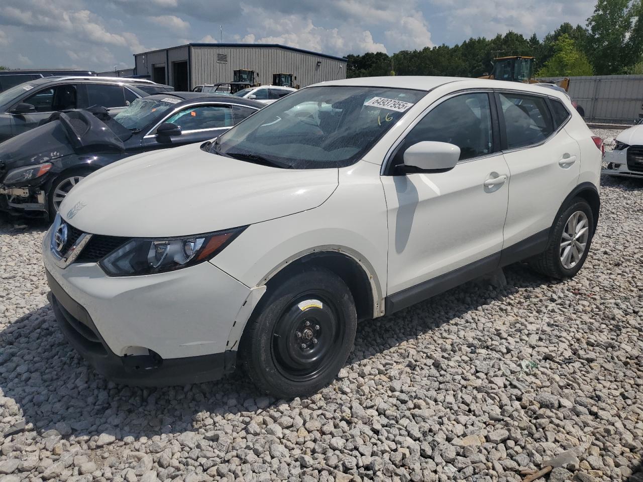 Nissan Rogue spor