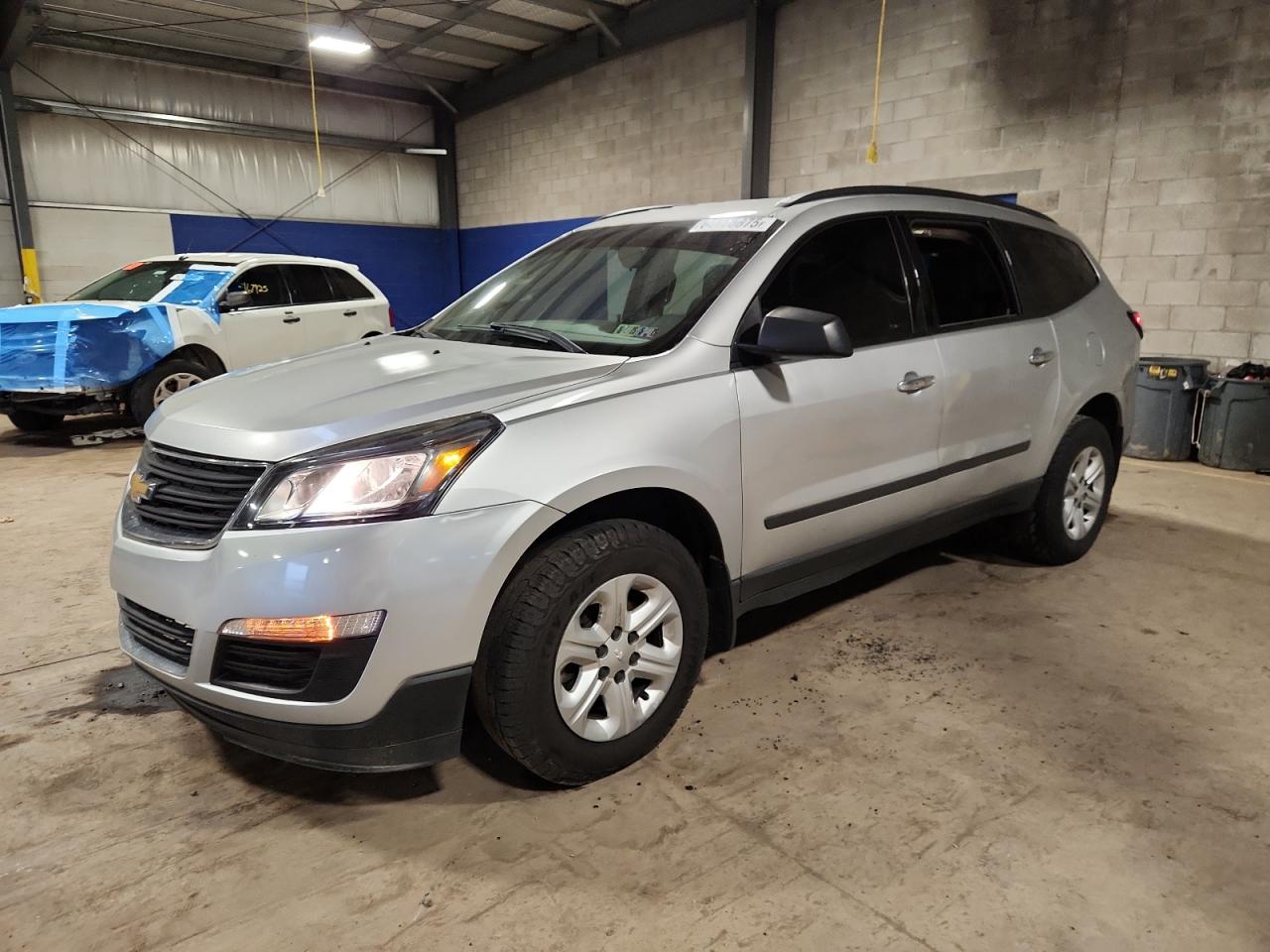 2017 Chevrolet Traverse l LS