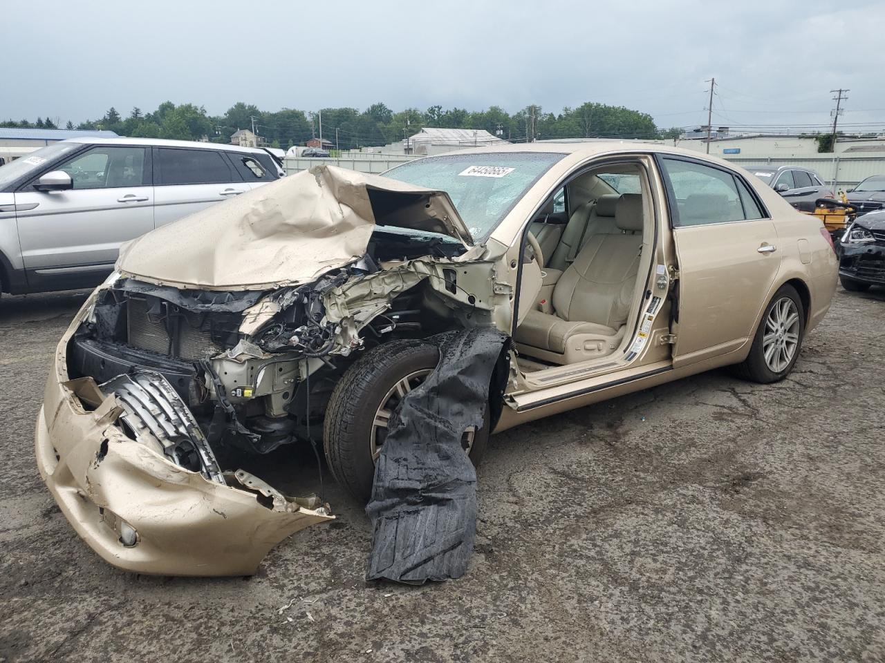 2010 Toyota Avalon xl XL