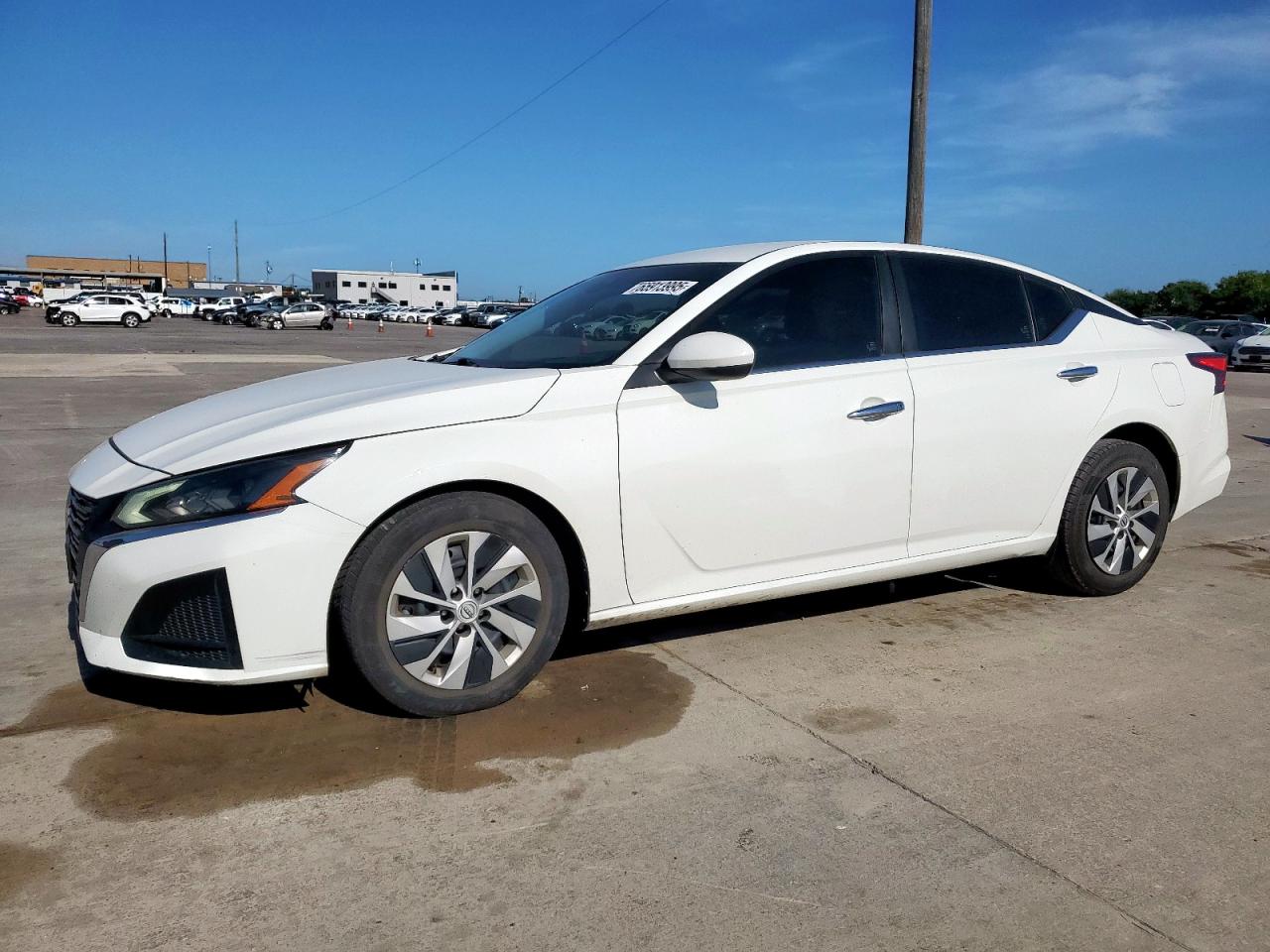 2023 Nissan Altima s S