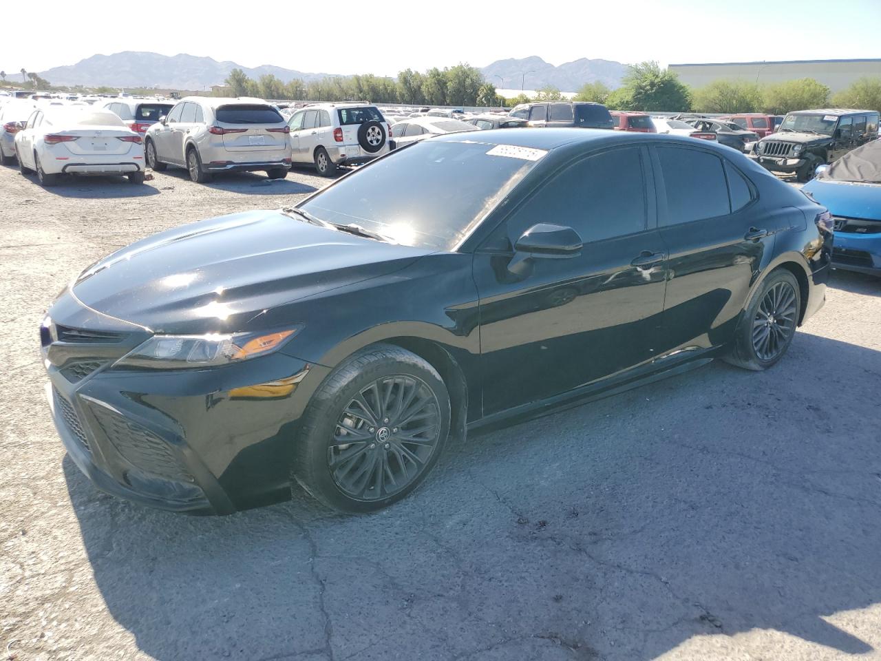 2021 Toyota Camry se SE