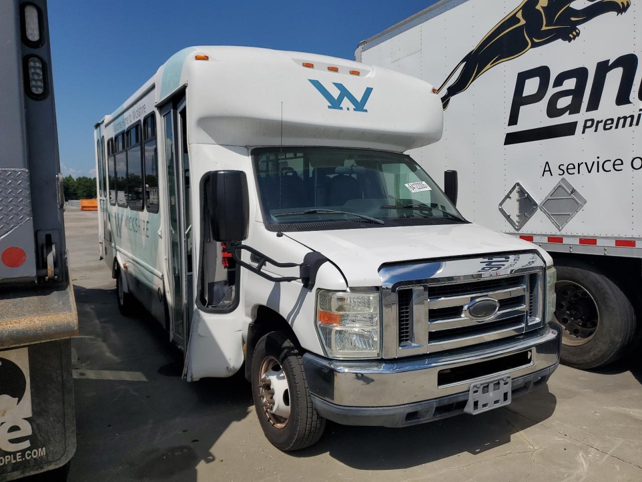 2015 Ford Econoline