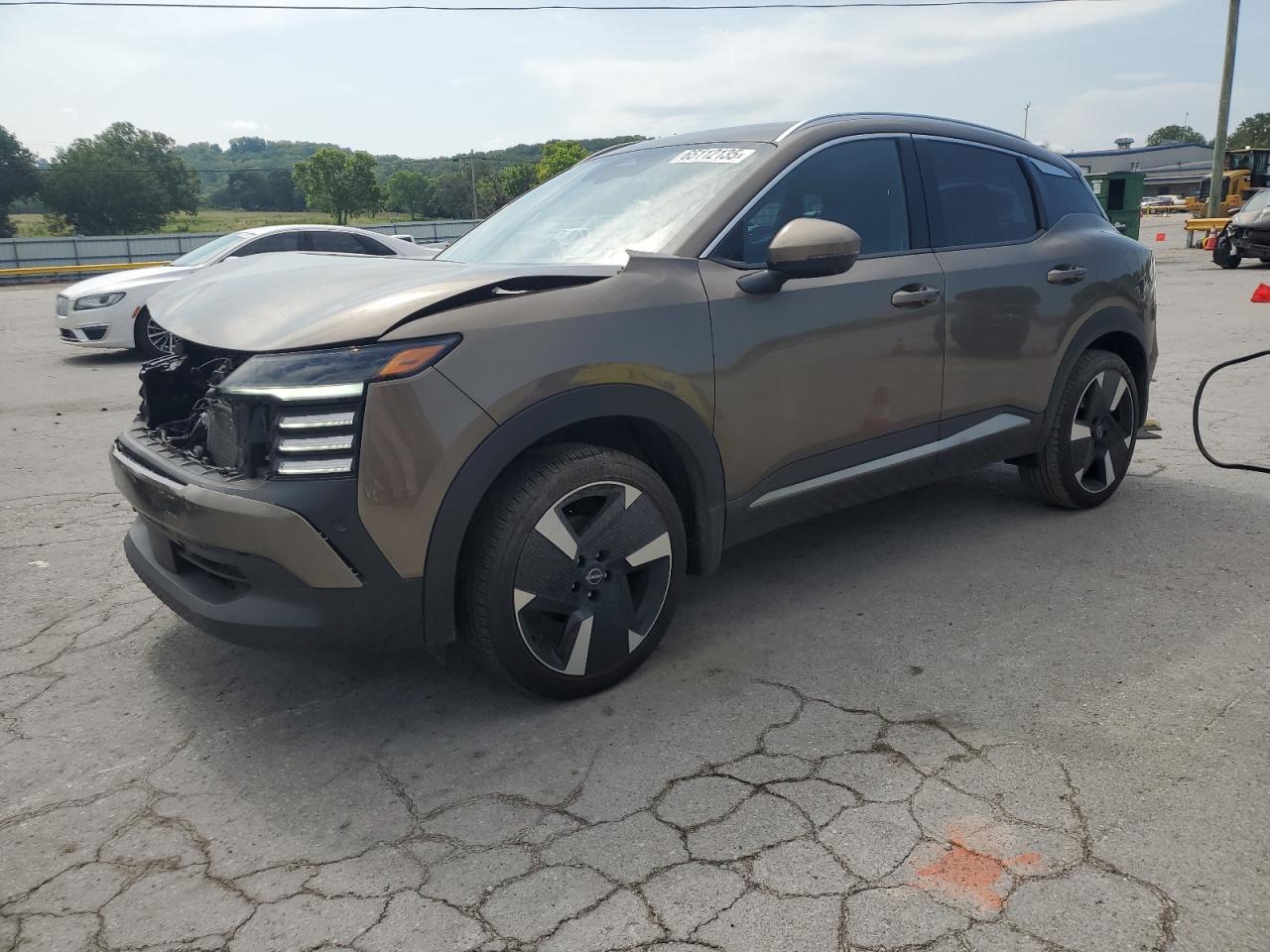 2025 Nissan Kicks sr SR