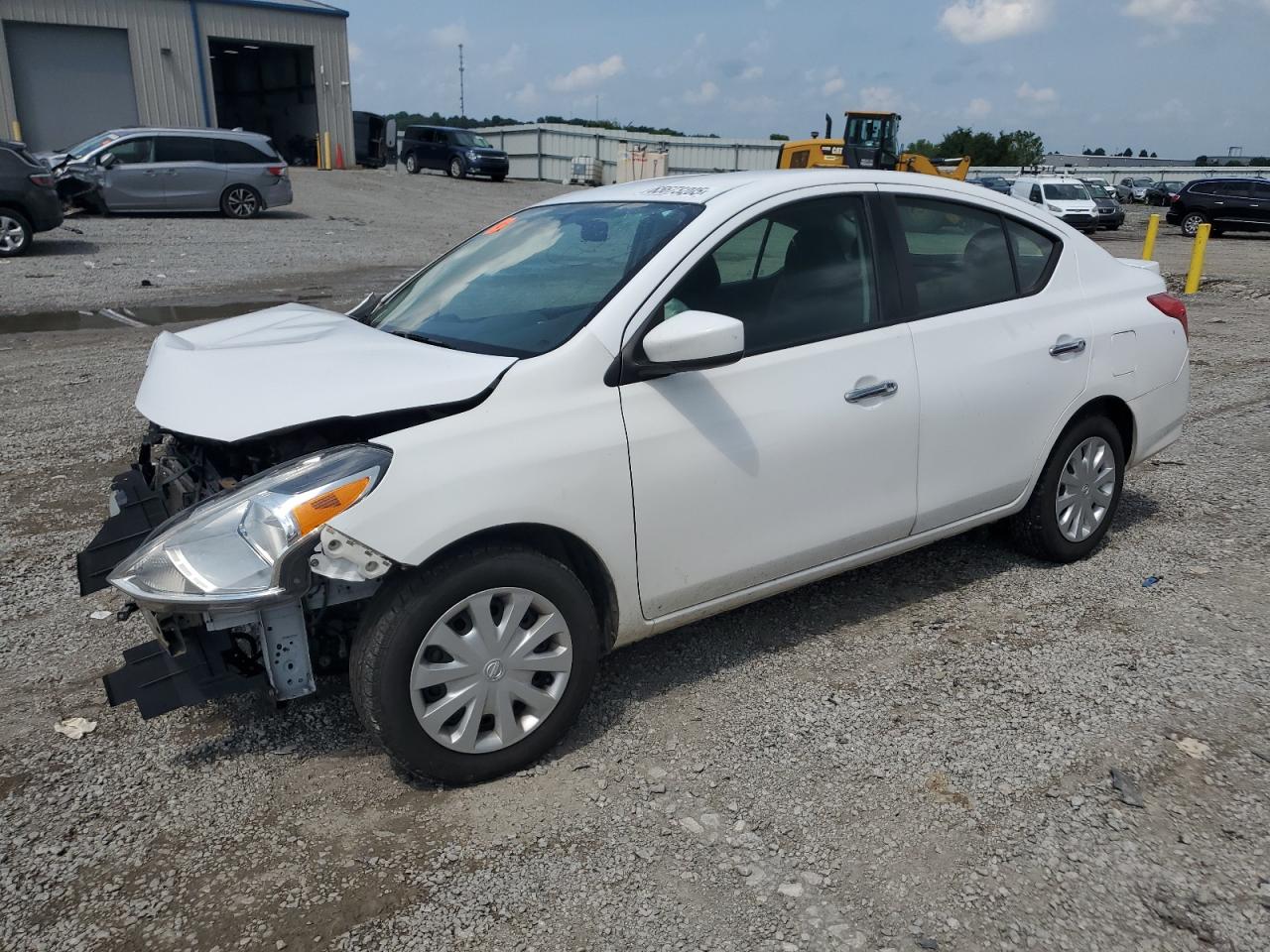 2019 Nissan Versa s S