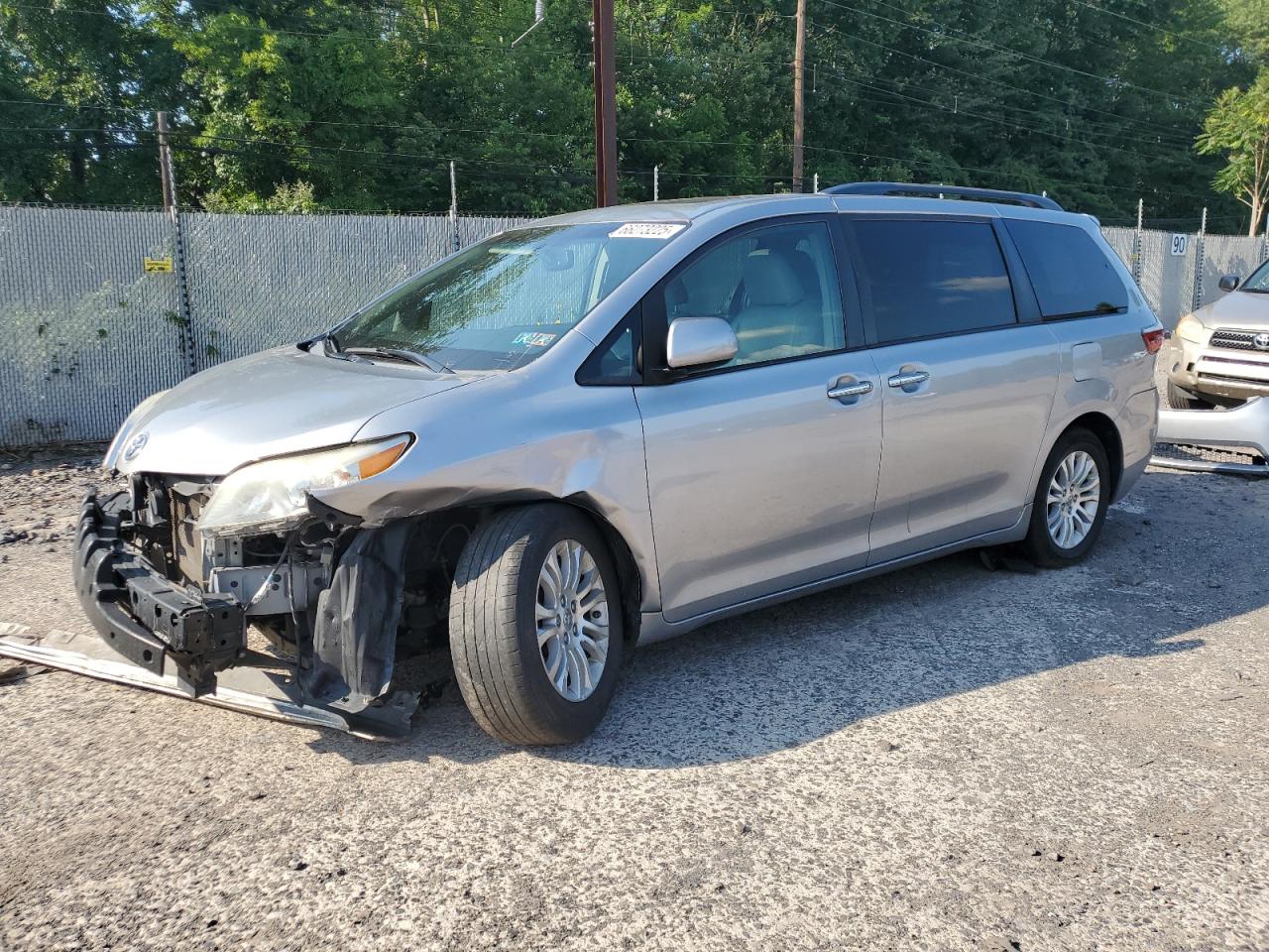 2016 Toyota Sienna xle XLE