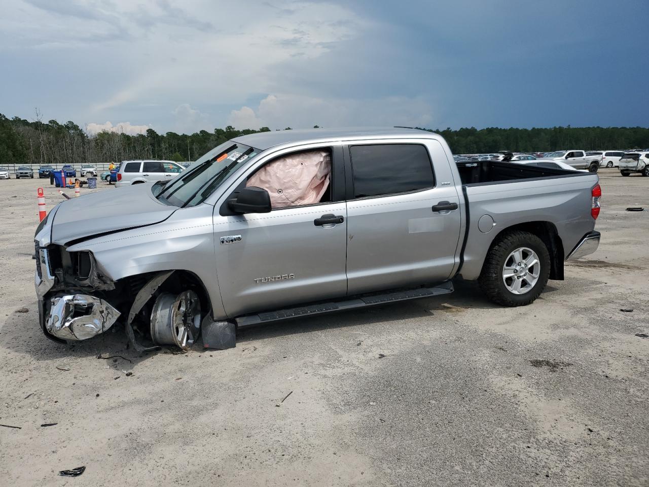 2018 Toyota Tundra cre CREWMAX SR5