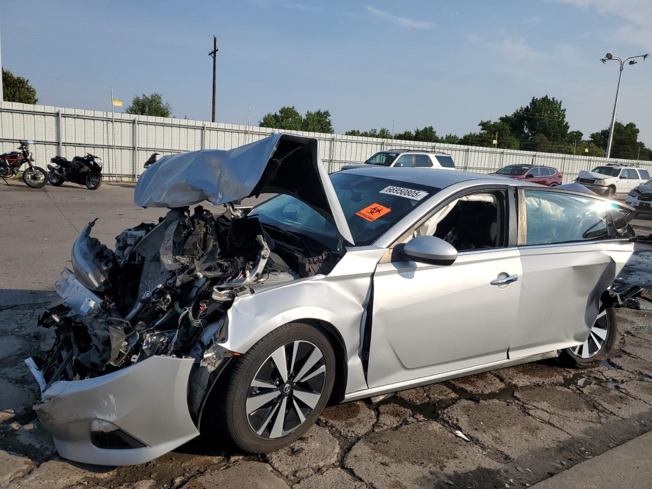 2021 Nissan Altima sv SV