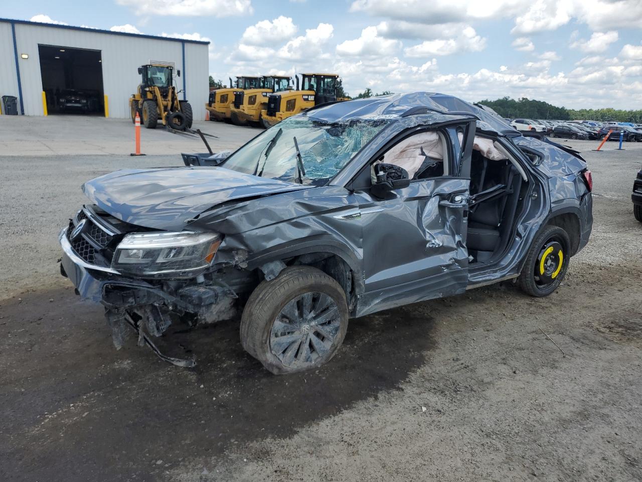 2024 Volkswagen Taos s S