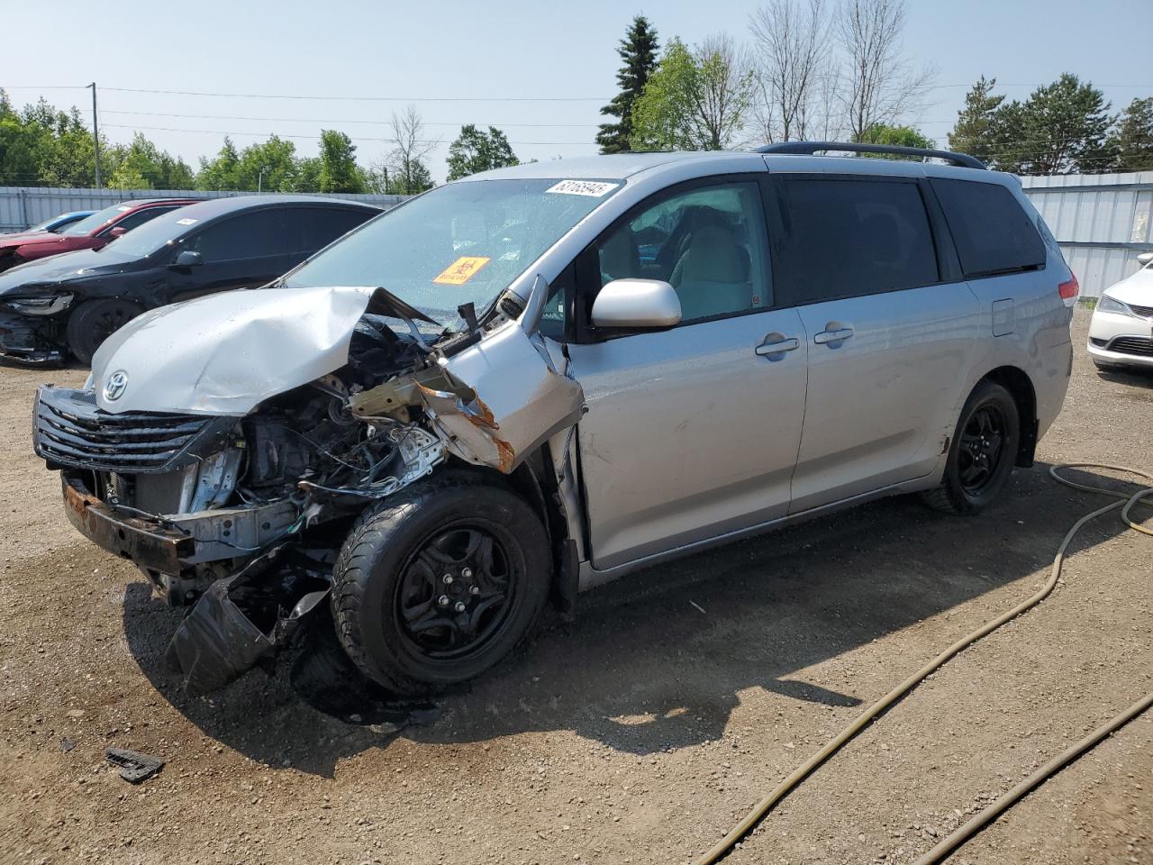 2013 Toyota Sienna le LE