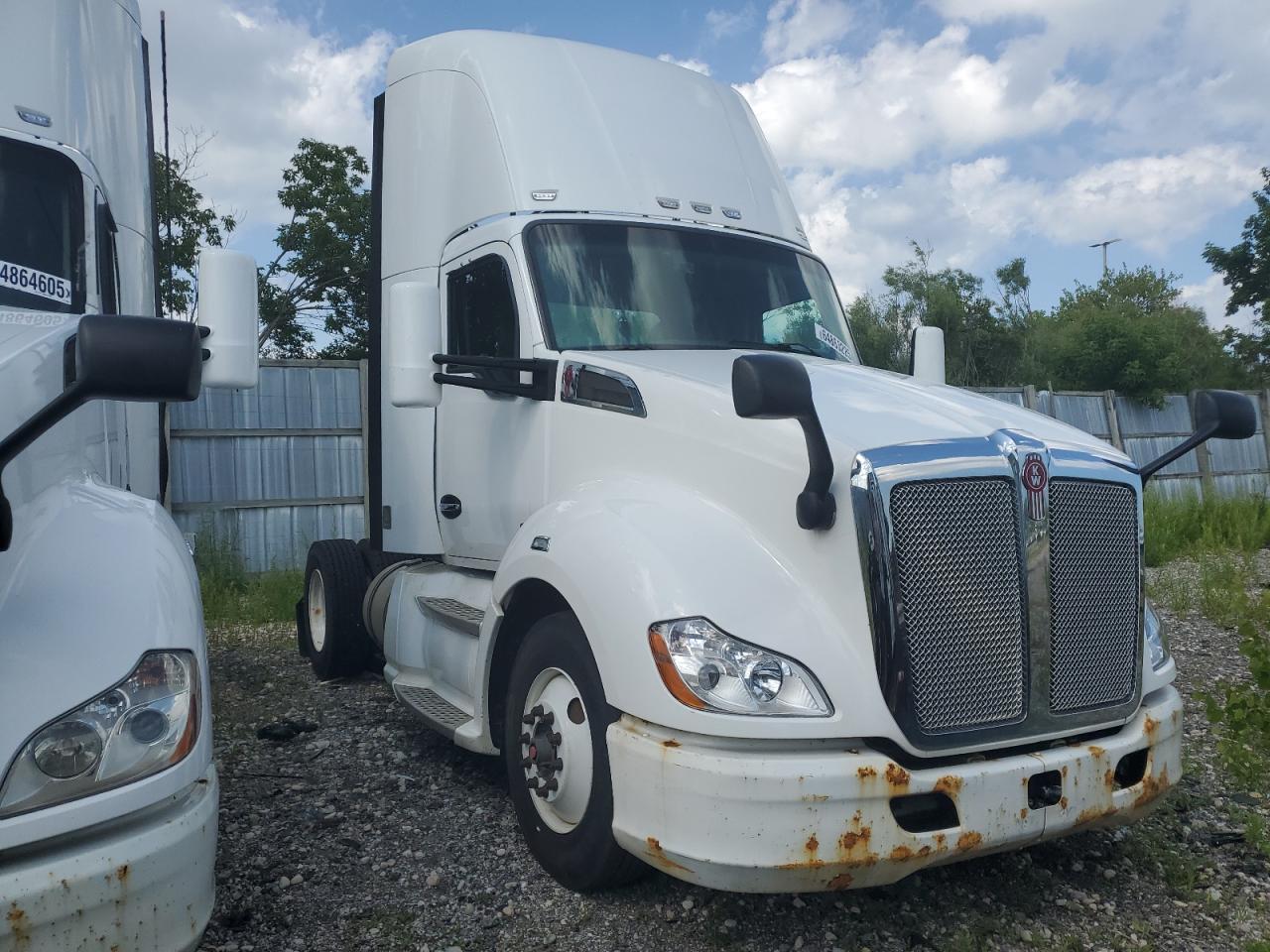 2015 Kenworth Constructi T680