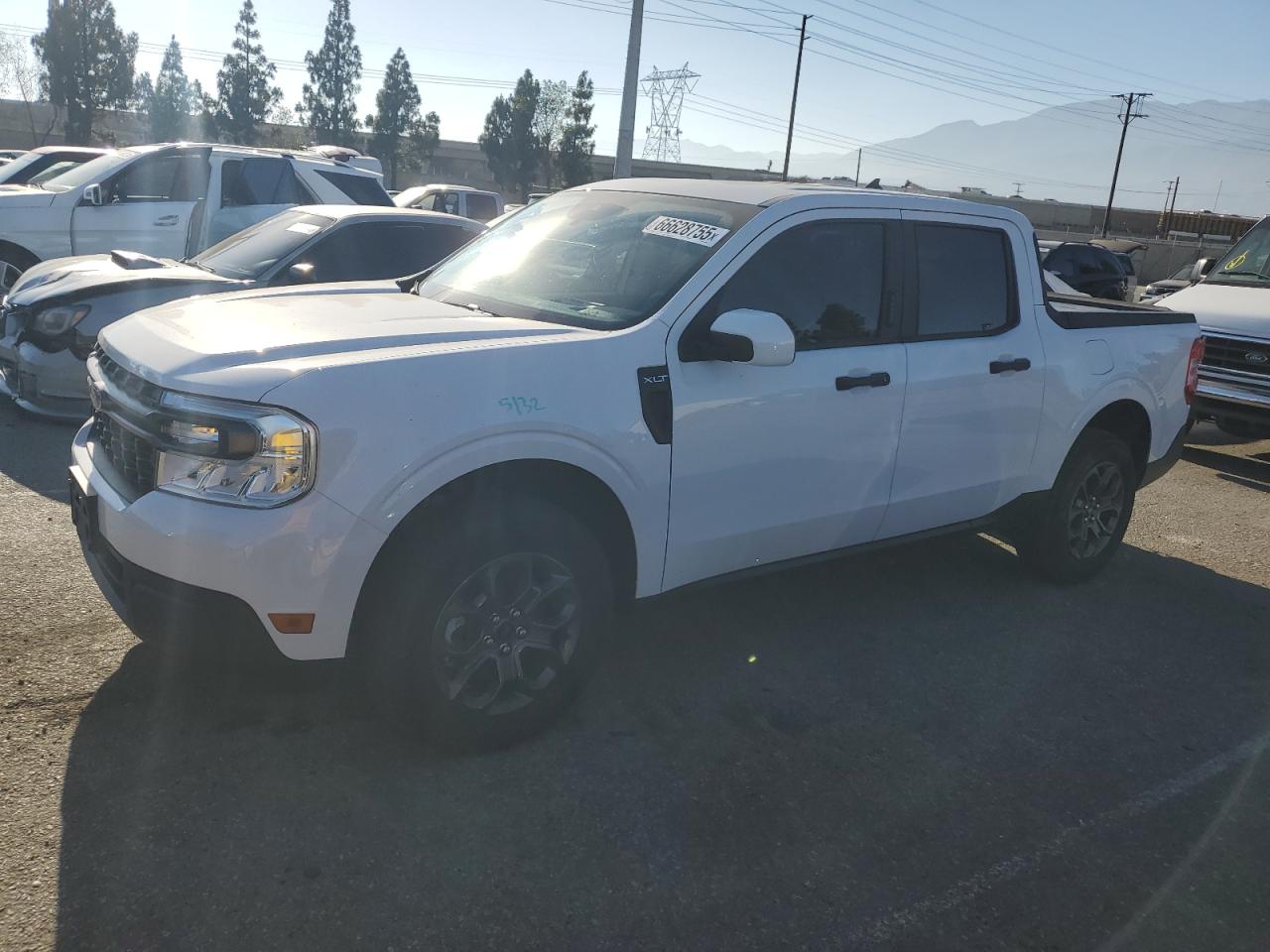 2023 Ford Maverick x XL