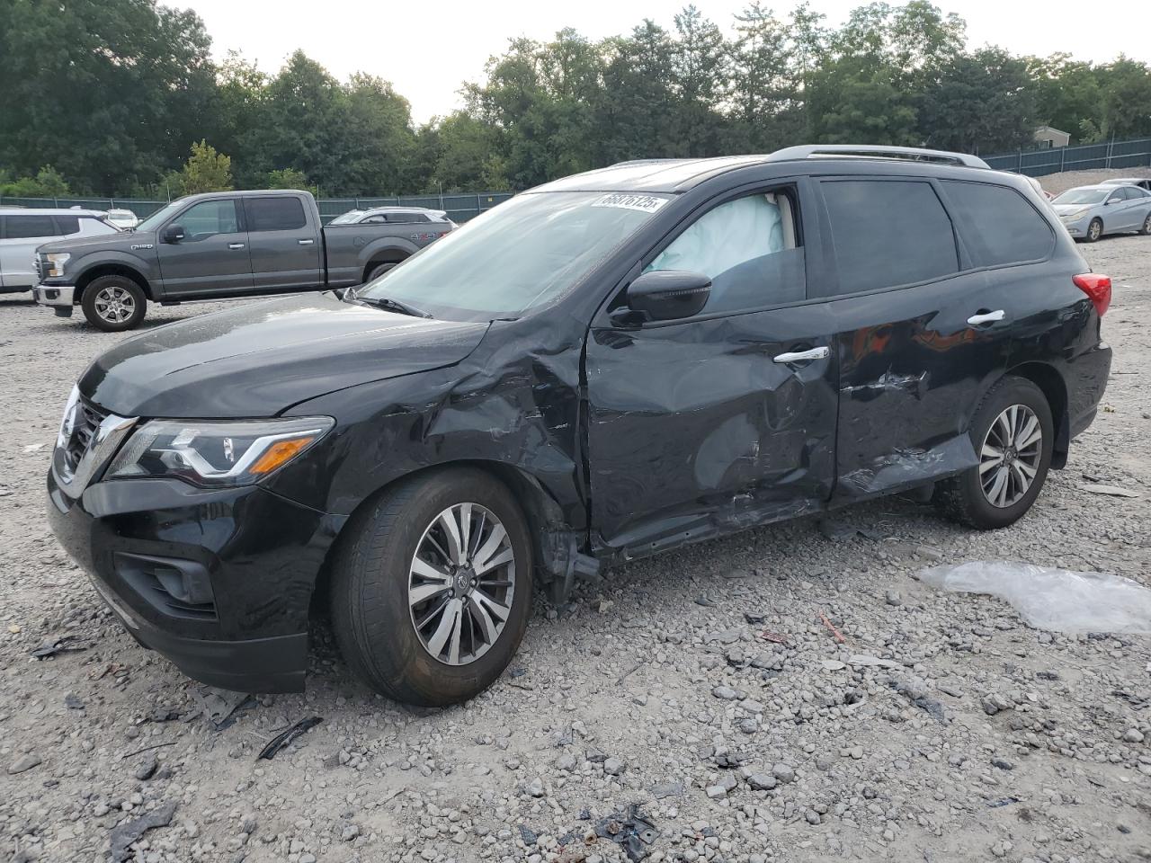 Nissan Pathfinder s