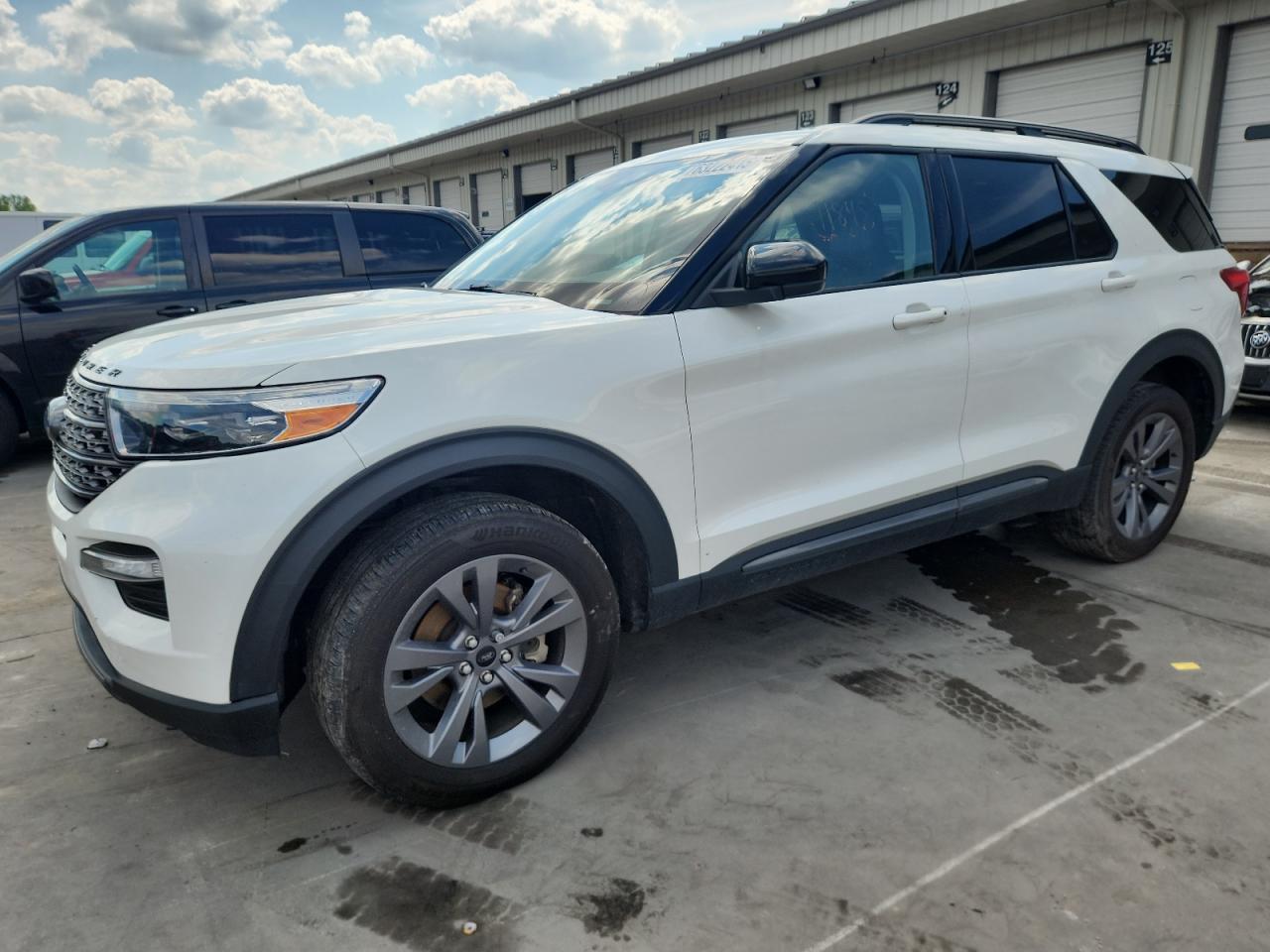 2022 Ford Explorer x XLT