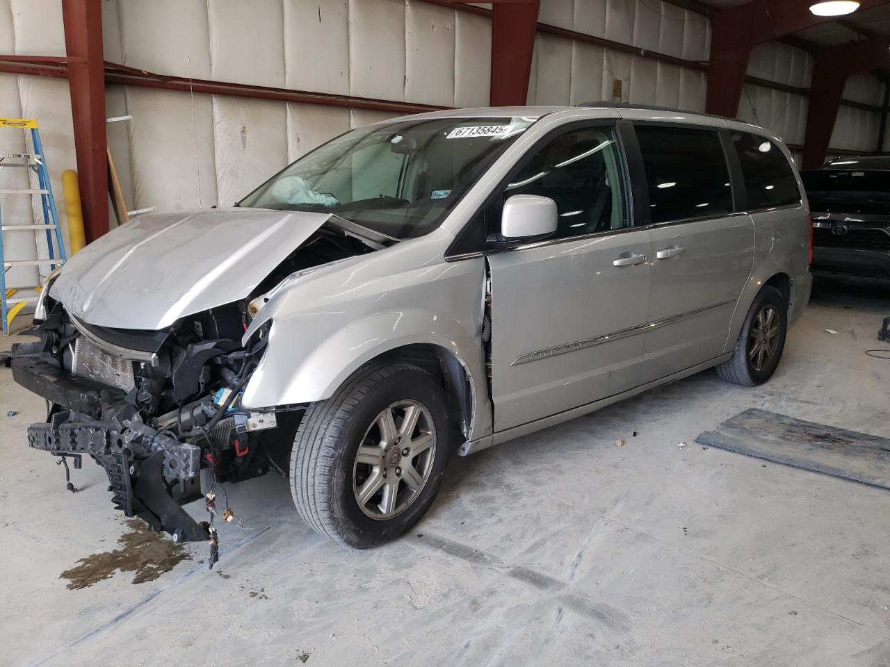 2012 Chrysler Town & cou TOURING L