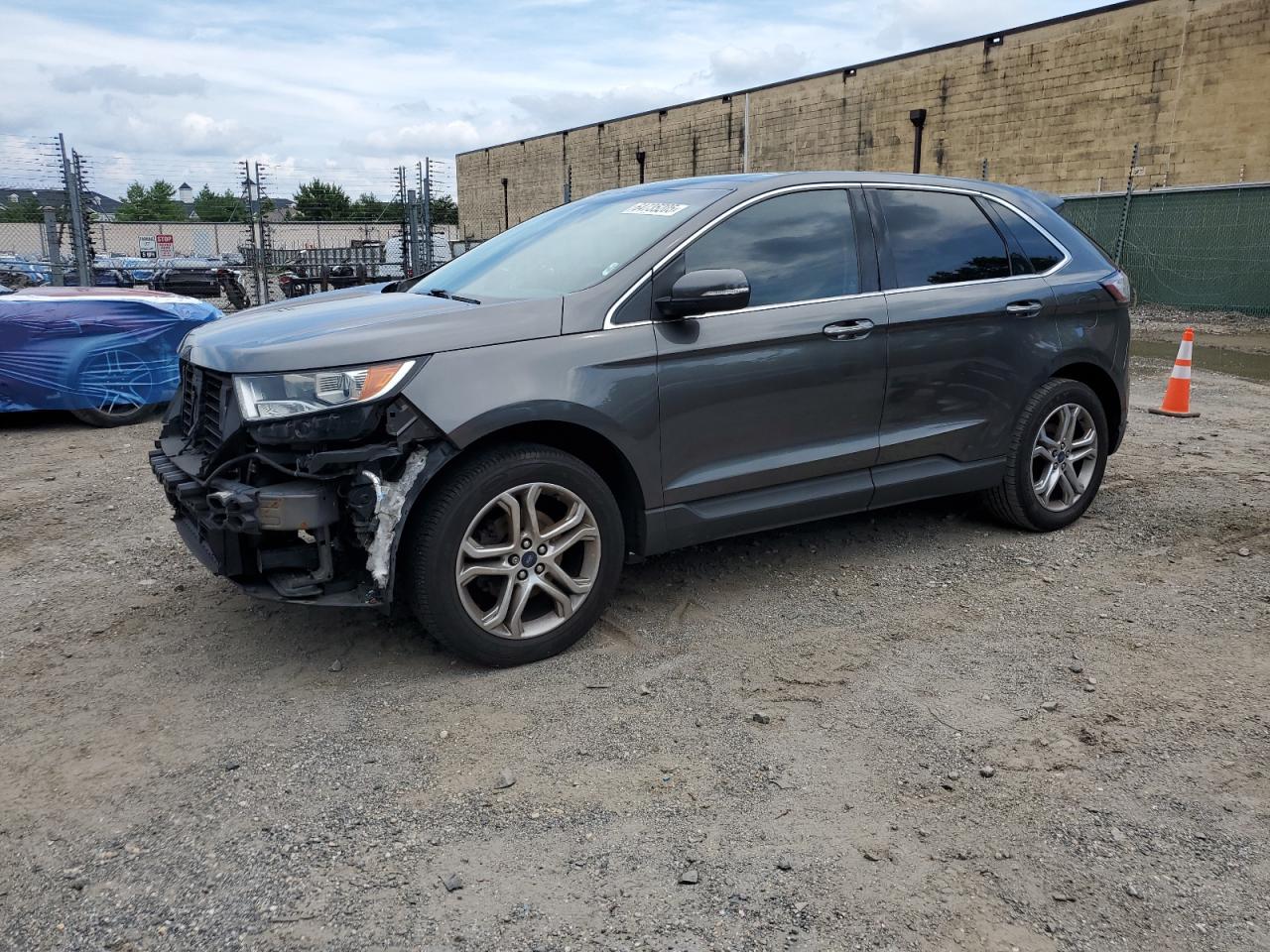 2018 Ford Edge titan TITANIUM