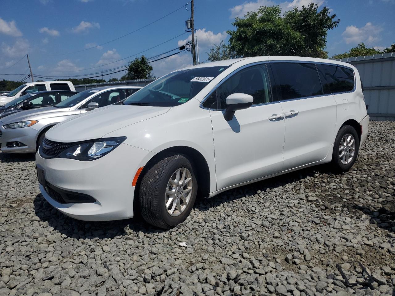 2023 Chrysler Voyager
