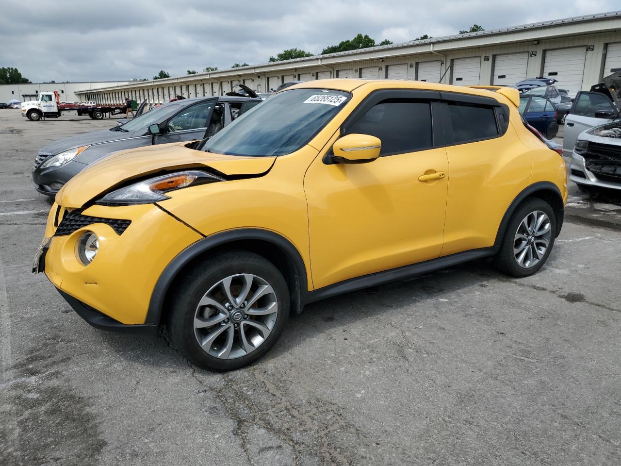 2015 Nissan Juke s S