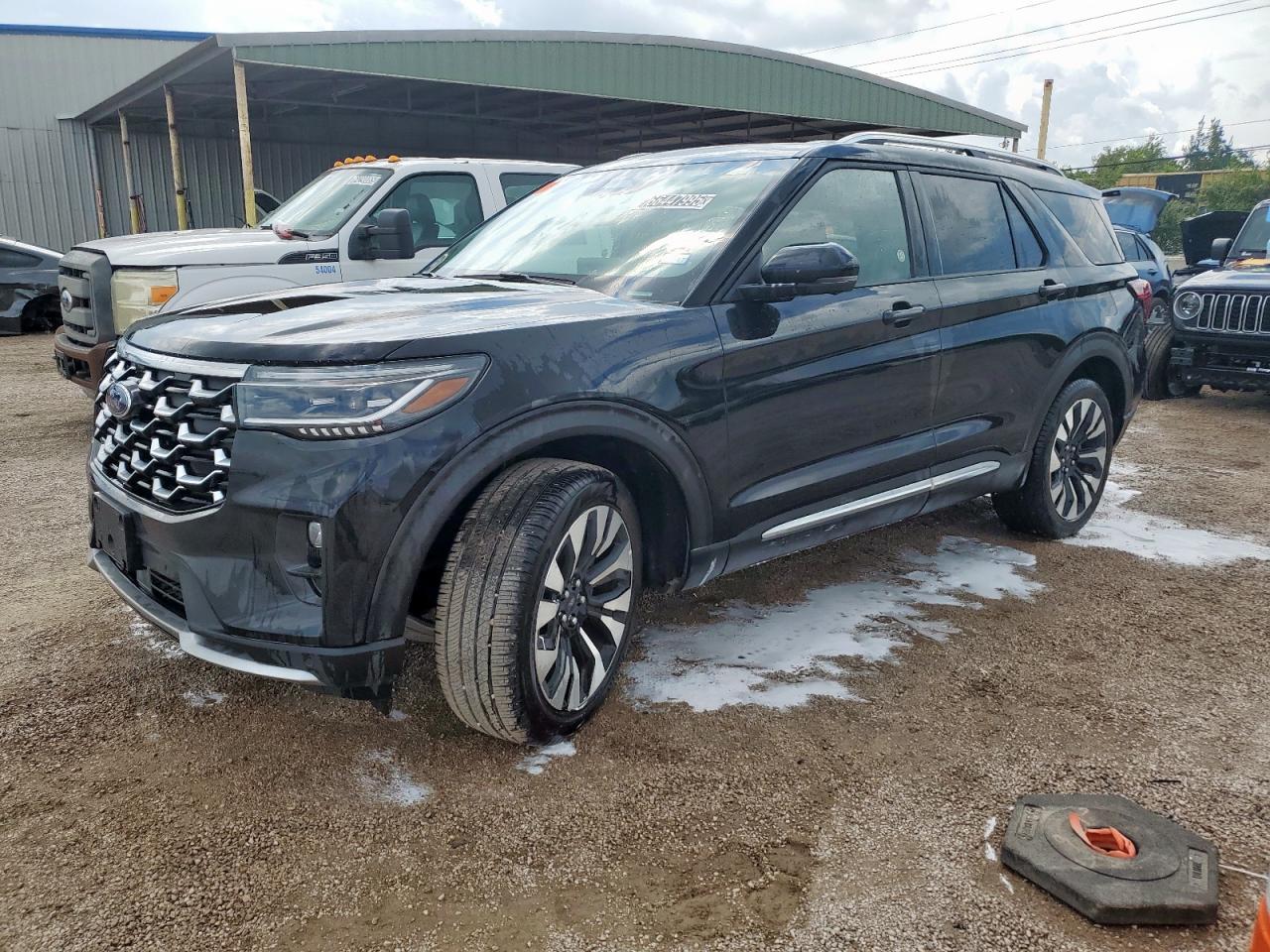 2025 Ford Explorer p PLATINUM