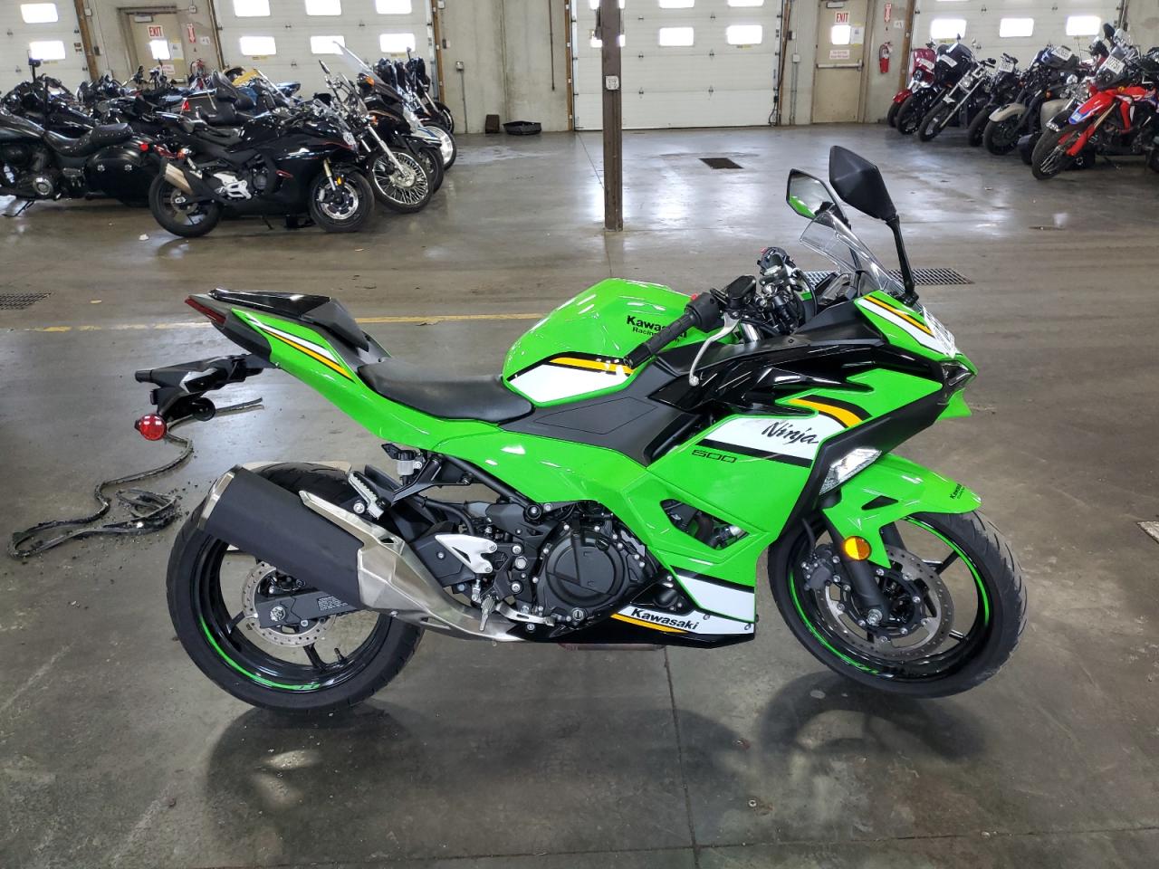 2025 Kawasaki Ex500 H