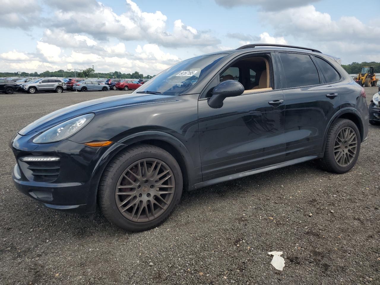 2014 Porsche Cayenne gt GTS